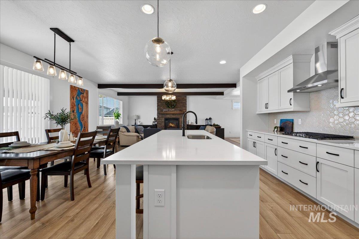2205 N Vasquero Way, Middleton, Idaho 83644, 3 Bedrooms, 2.5 Bathrooms, Residential For Sale, Price $629,000, 98999658