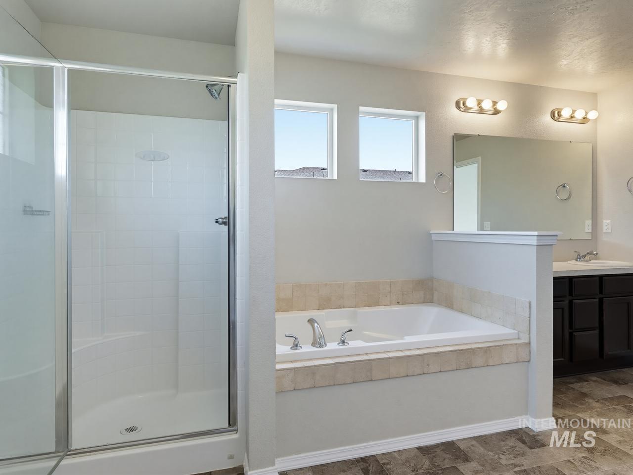 3420 N Cooper Ave, Meridian, Idaho 83646, 4 Bedrooms, 2.5 Bathrooms, Residential For Sale, Price $513,000,MLS 98999659