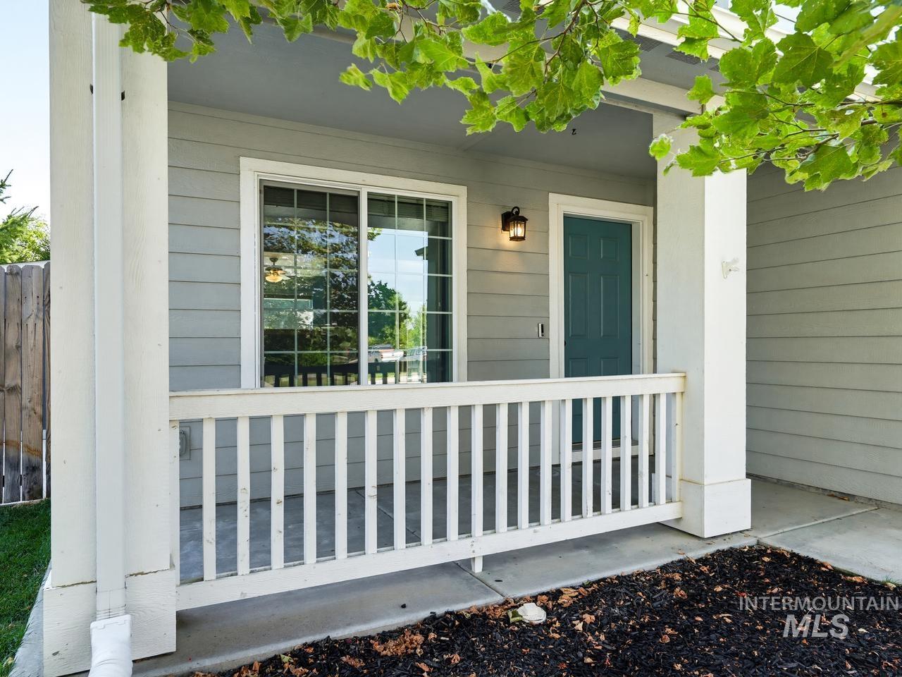 3420 N Cooper Ave, Meridian, Idaho 83646, 4 Bedrooms, 2.5 Bathrooms, Residential For Sale, Price $513,000,MLS 98999659