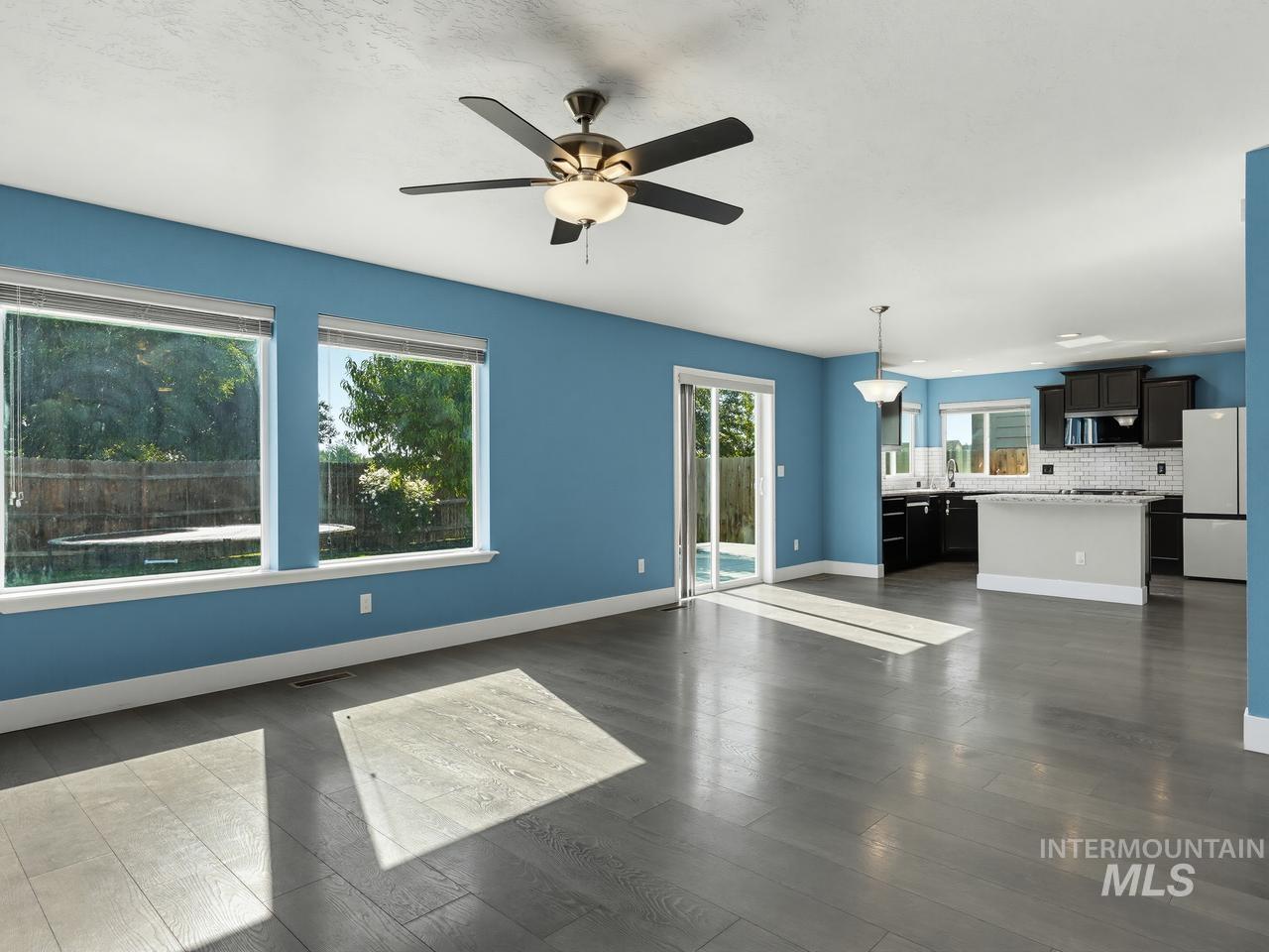 3420 N Cooper Ave, Meridian, Idaho 83646, 4 Bedrooms, 2.5 Bathrooms, Residential For Sale, Price $513,000,MLS 98999659