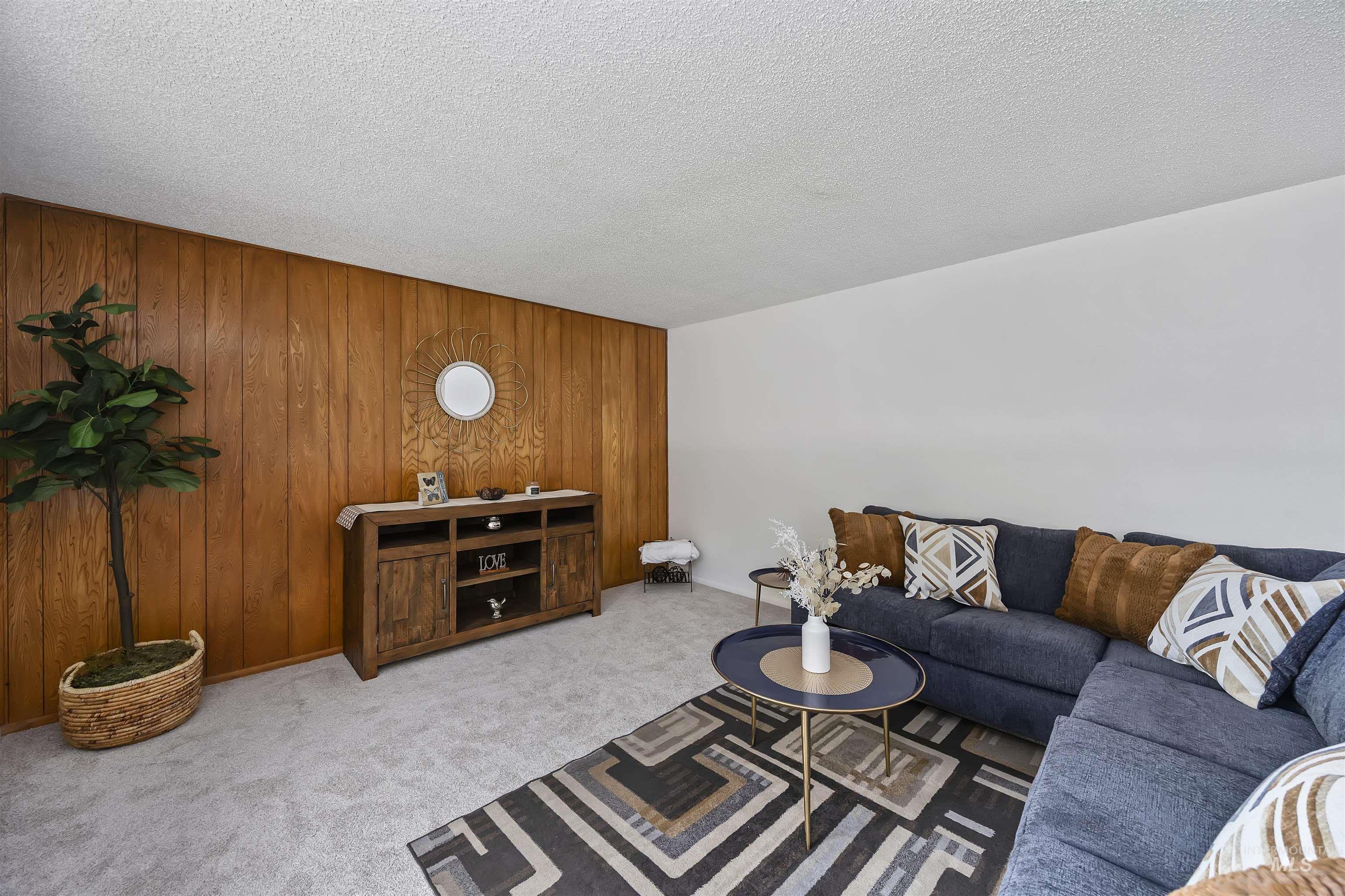 416 Dubois Ave, Twin Falls, Idaho 83301, 3 Bedrooms, 2 Bathrooms, Residential For Sale, Price $309,000, 98999661