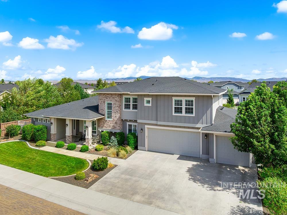 5552 N Asissi Ave, Meridian, Idaho 83646, 5 Bedrooms, 3.5 Bathrooms, Residential For Sale, Price $999,990, 98999662