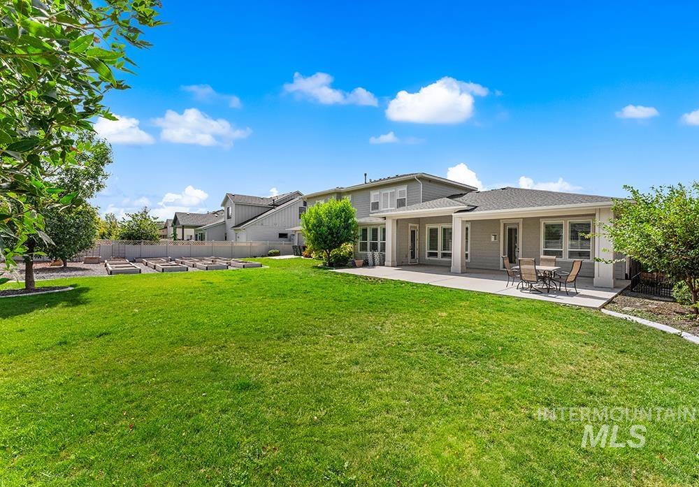 5552 N Asissi Ave, Meridian, Idaho 83646, 5 Bedrooms, 3.5 Bathrooms, Residential For Sale, Price $999,990, 98999662
