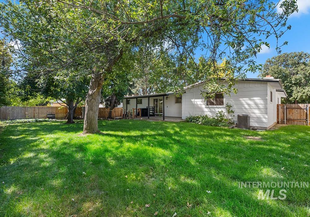 614 S Lawrence Ave, Boise, Idaho 83709, 4 Bedrooms, 3 Bathrooms, Residential For Sale, Price $585,000, 98999663