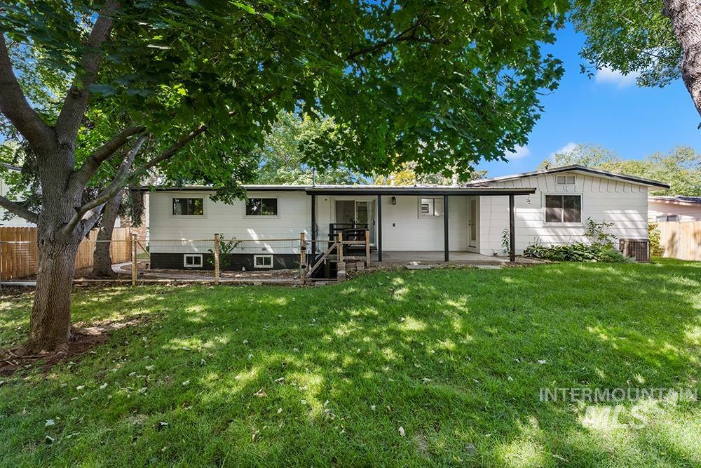 614 S Lawrence Ave, Boise, Idaho 83709, 4 Bedrooms, 3 Bathrooms, Residential For Sale, Price $585,000, 98999663
