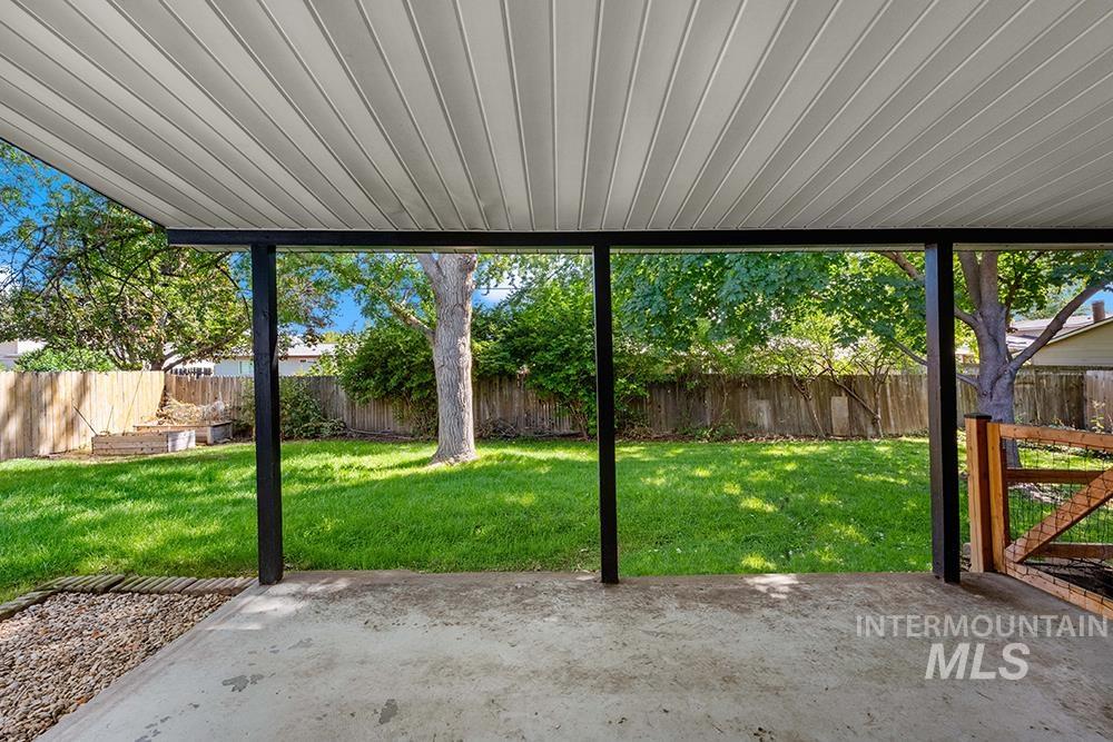 614 S Lawrence Ave, Boise, Idaho 83709, 4 Bedrooms, 3 Bathrooms, Residential For Sale, Price $585,000, 98999663