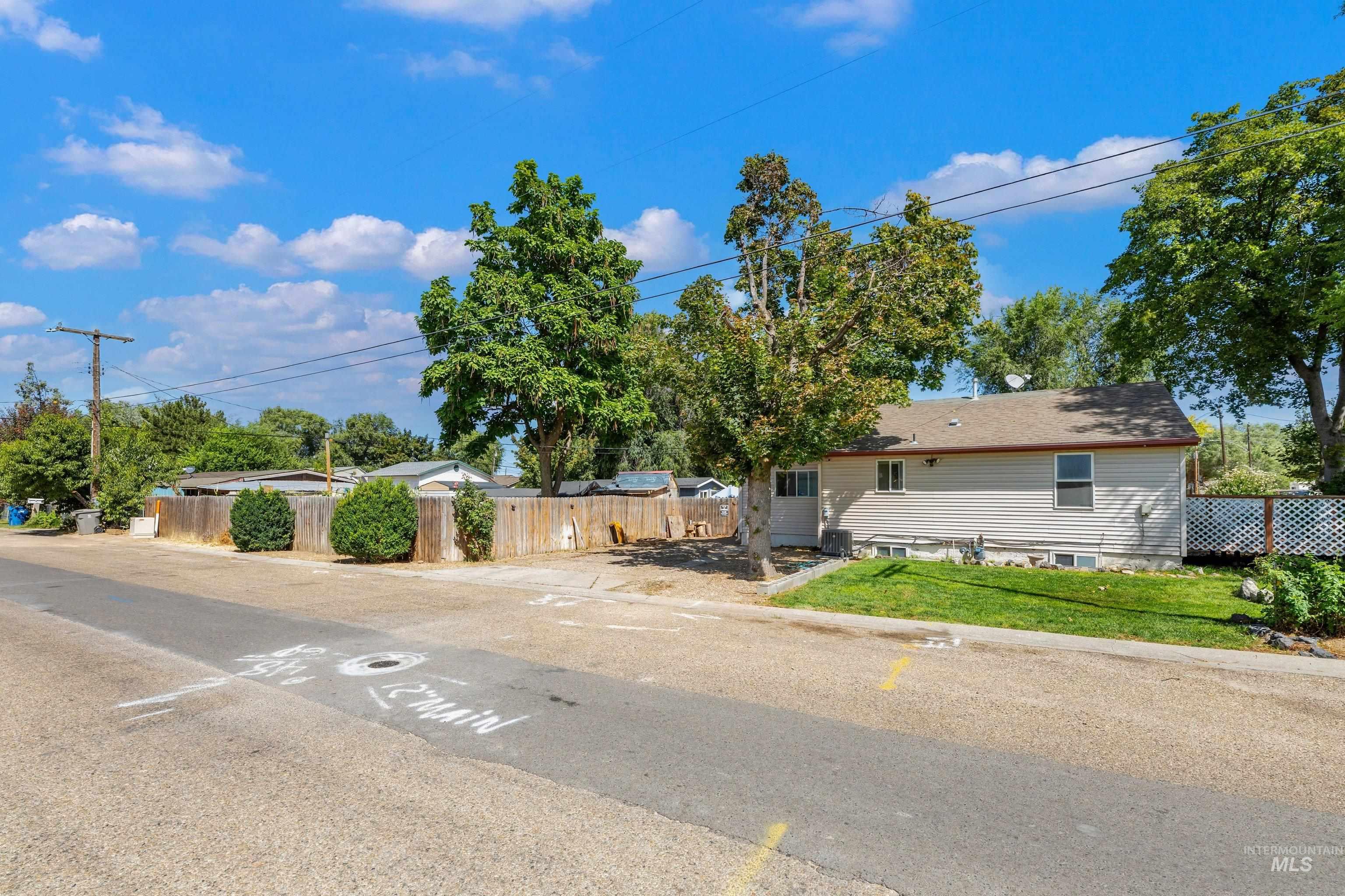 503 20th Avenue N, Nampa, Idaho 83687, 4 Bedrooms, 2 Bathrooms, Residential For Sale, Price $334,900, 98999668