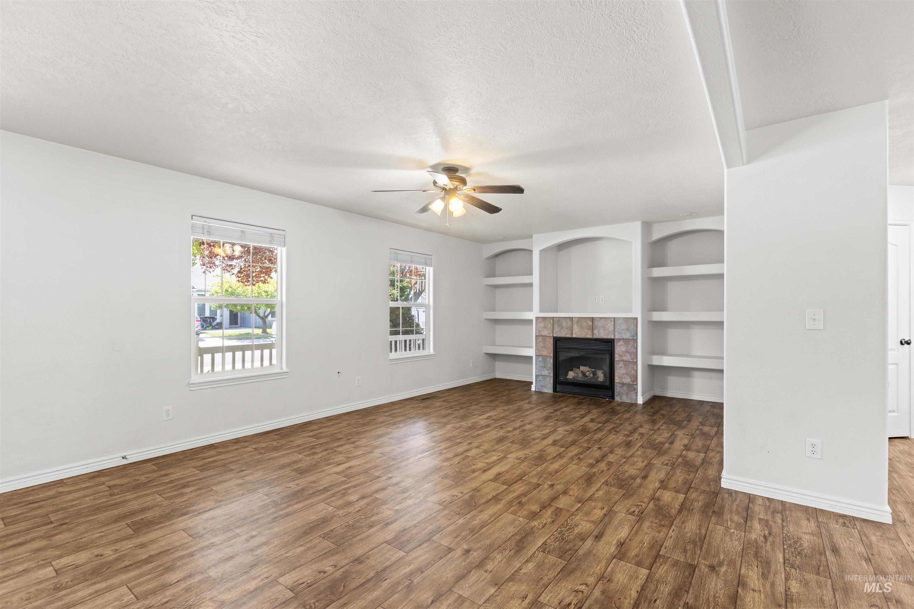 2380 W Baystone Dr, Meridian, Idaho 83646, 3 Bedrooms, 2.5 Bathrooms, Residential For Sale, Price $449,900,MLS 98999671