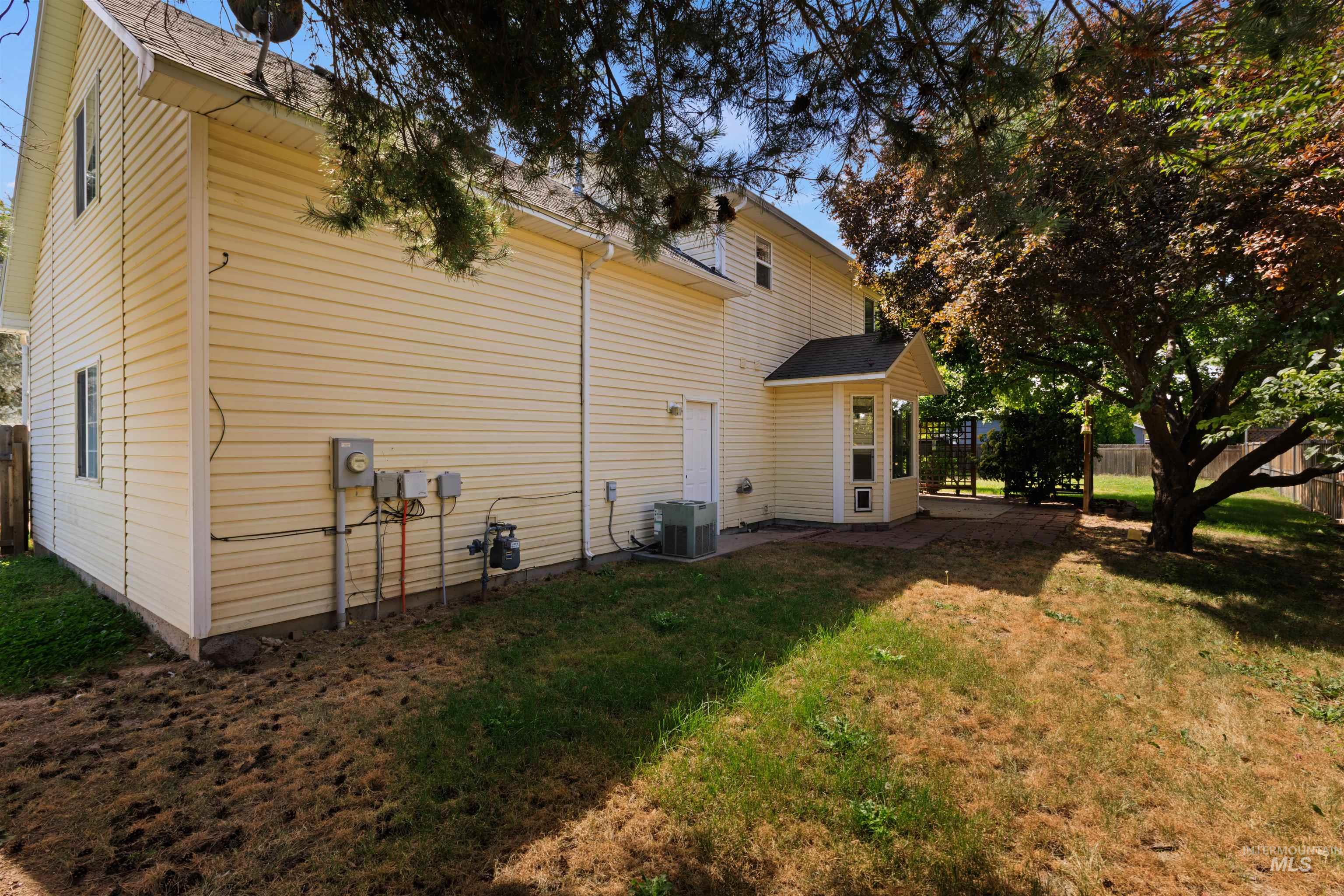 2380 W Baystone Dr, Meridian, Idaho 83646, 3 Bedrooms, 2.5 Bathrooms, Residential For Sale, Price $449,900,MLS 98999671