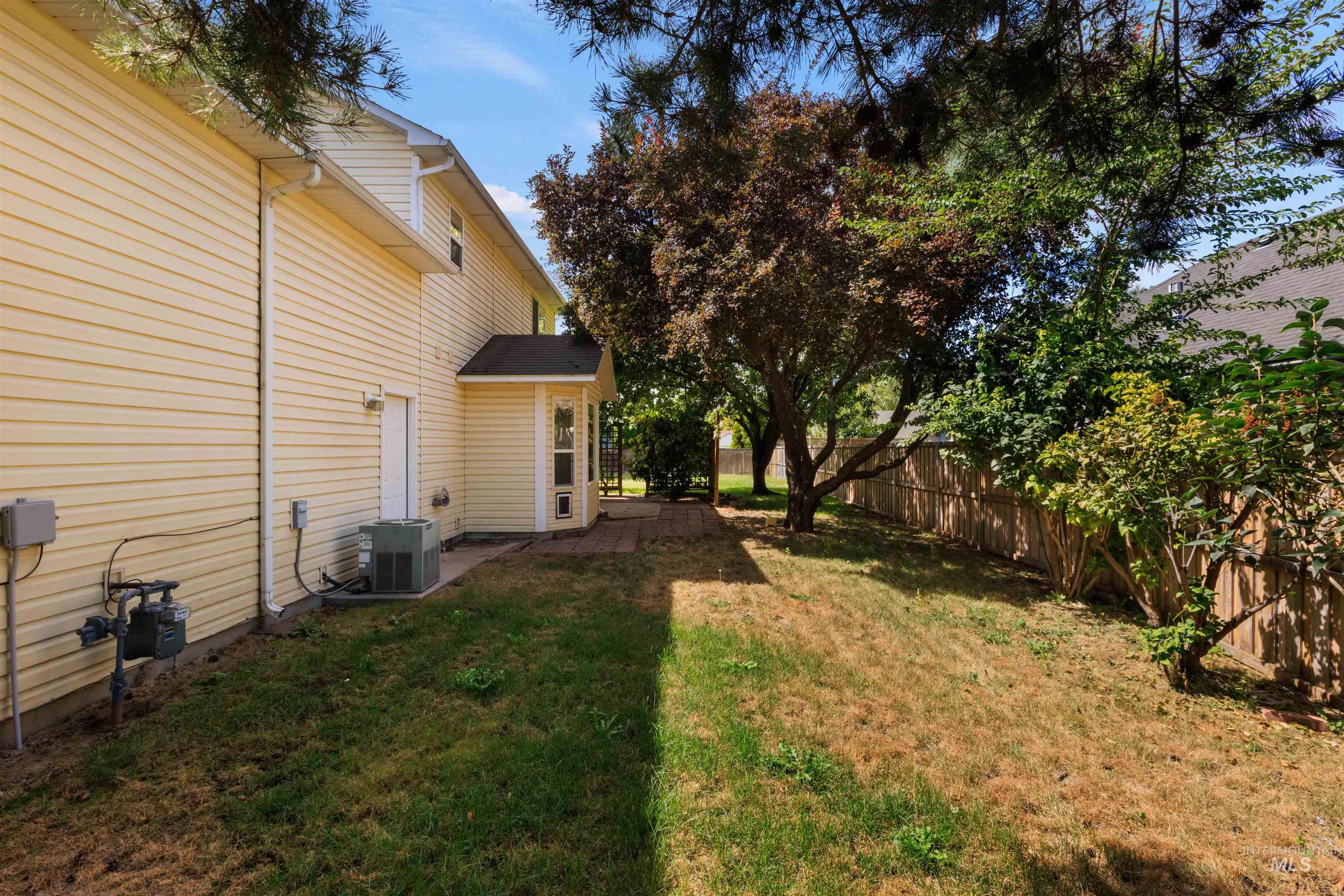 2380 W Baystone Dr, Meridian, Idaho 83646, 3 Bedrooms, 2.5 Bathrooms, Residential For Sale, Price $449,900,MLS 98999671