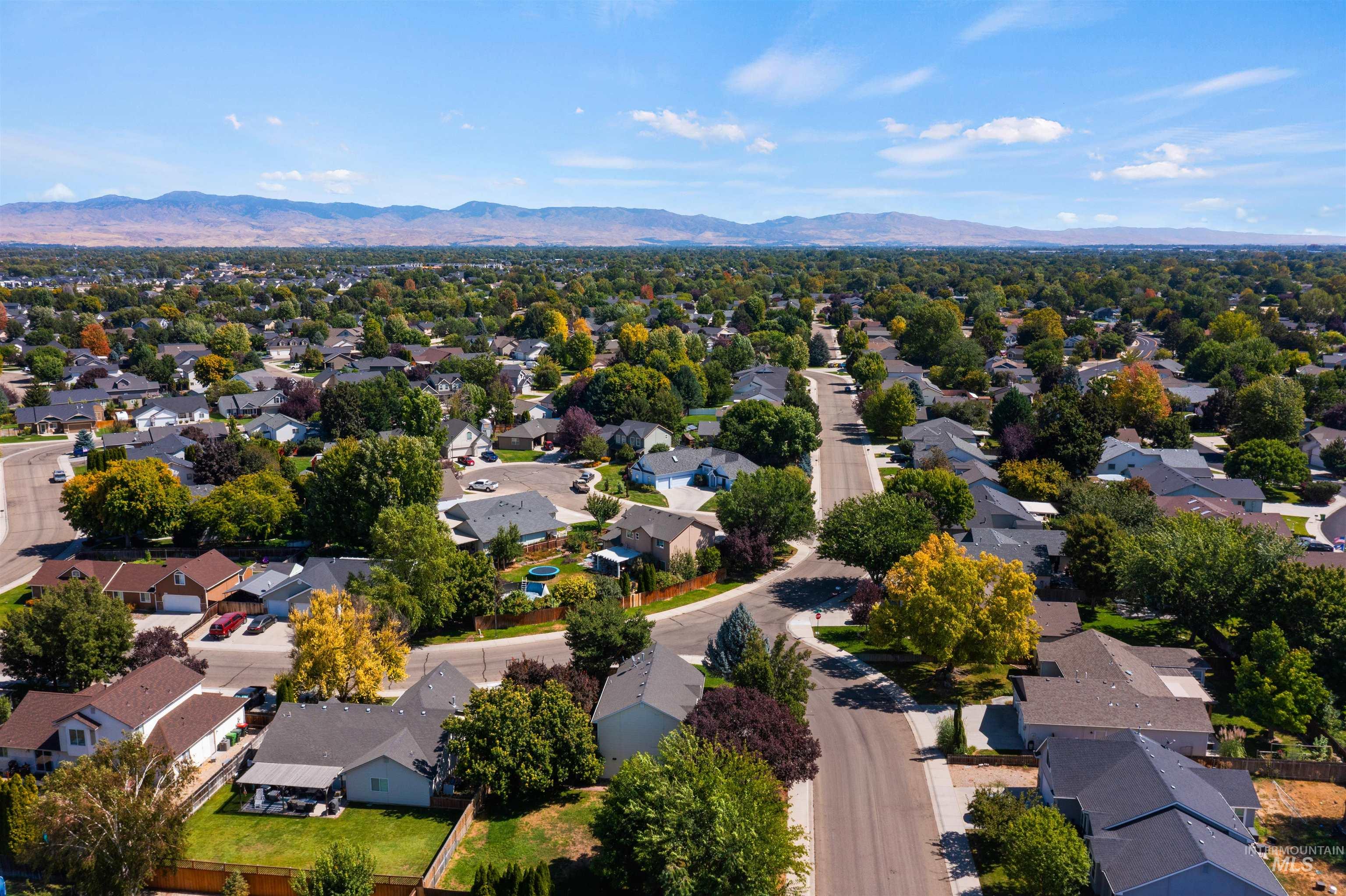 2380 W Baystone Dr, Meridian, Idaho 83646, 3 Bedrooms, 2.5 Bathrooms, Residential For Sale, Price $449,900,MLS 98999671