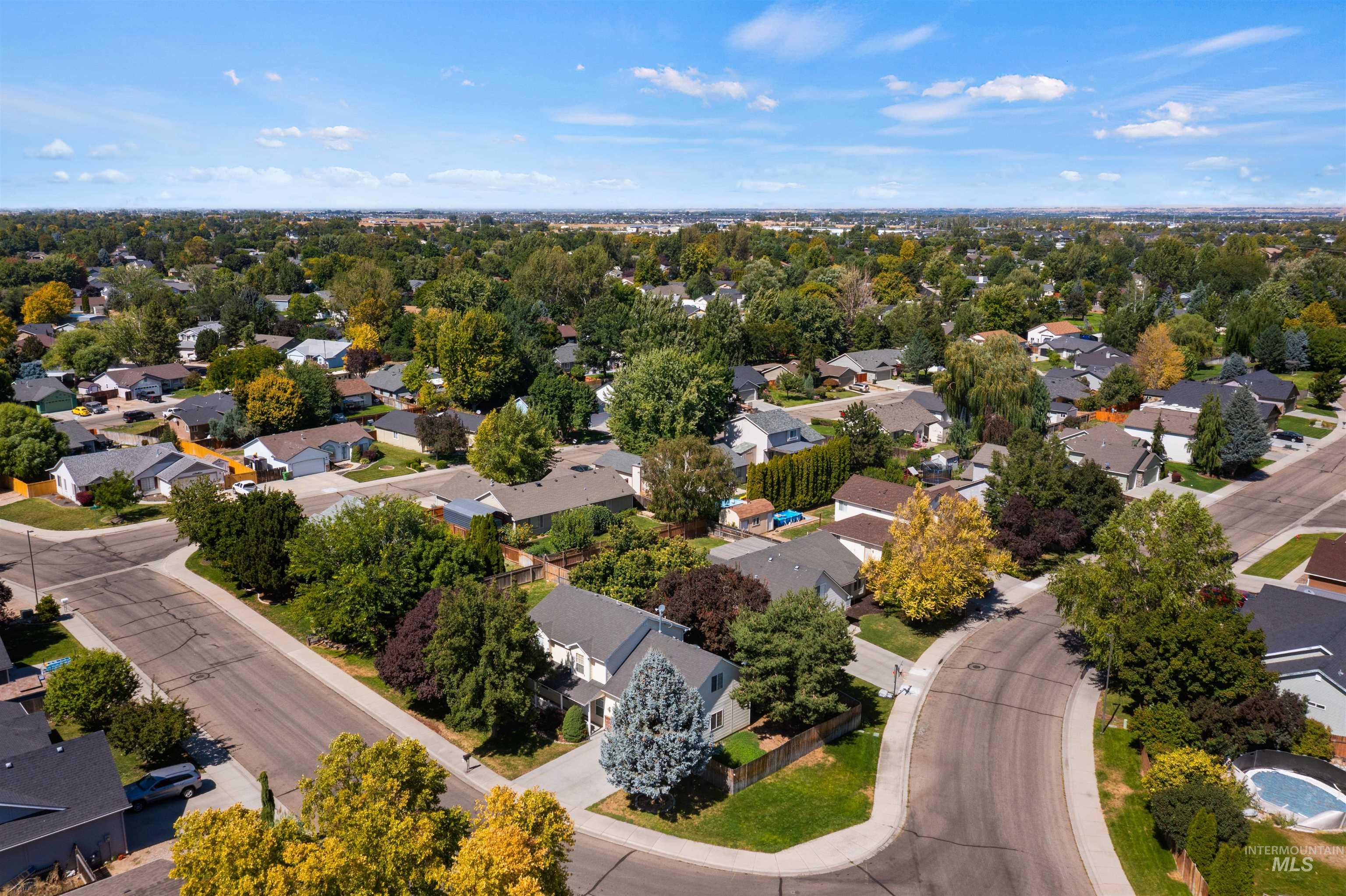 2380 W Baystone Dr, Meridian, Idaho 83646, 3 Bedrooms, 2.5 Bathrooms, Residential For Sale, Price $449,900,MLS 98999671