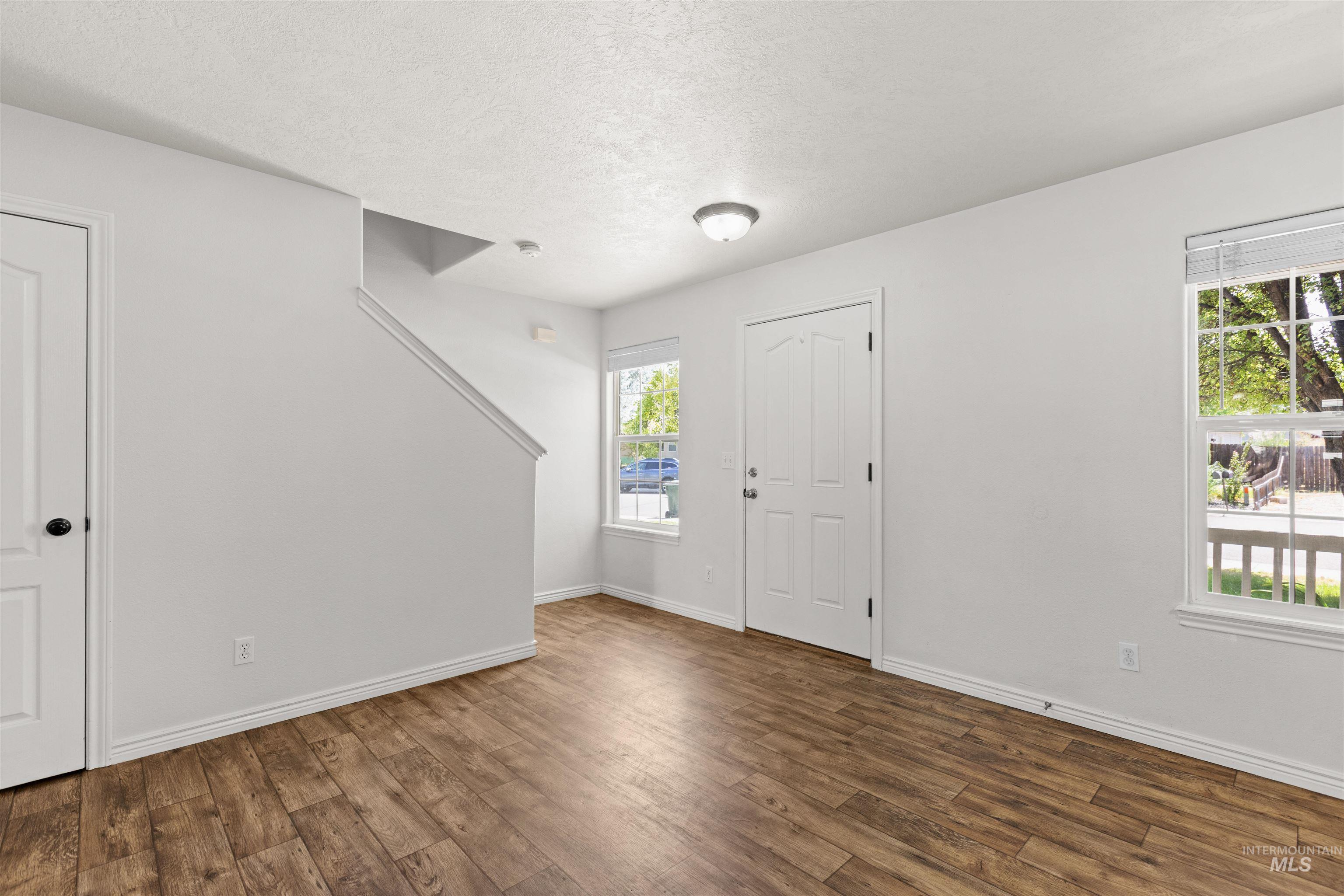 2380 W Baystone Dr, Meridian, Idaho 83646, 3 Bedrooms, 2.5 Bathrooms, Residential For Sale, Price $449,900,MLS 98999671