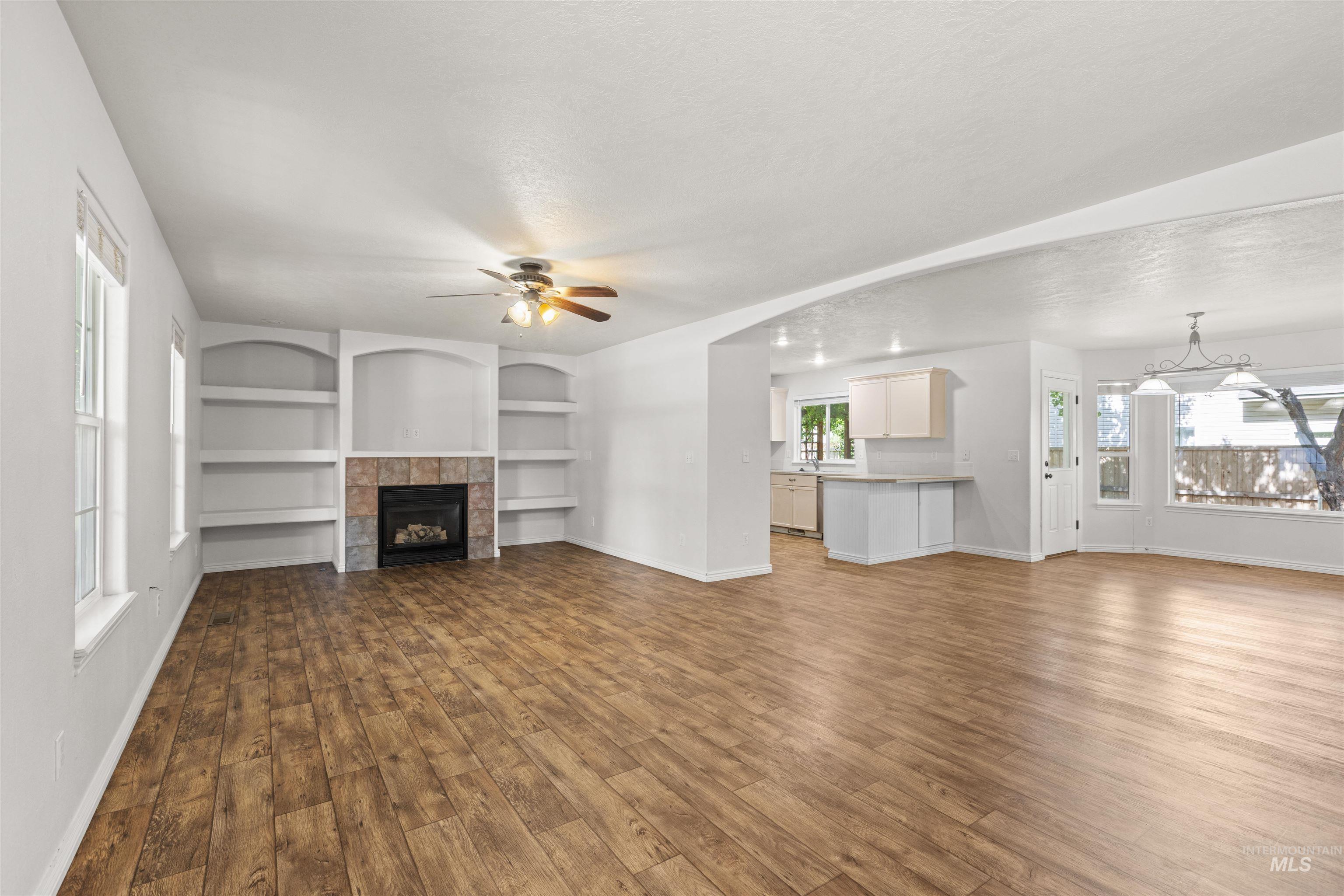 2380 W Baystone Dr, Meridian, Idaho 83646, 3 Bedrooms, 2.5 Bathrooms, Residential For Sale, Price $449,900,MLS 98999671