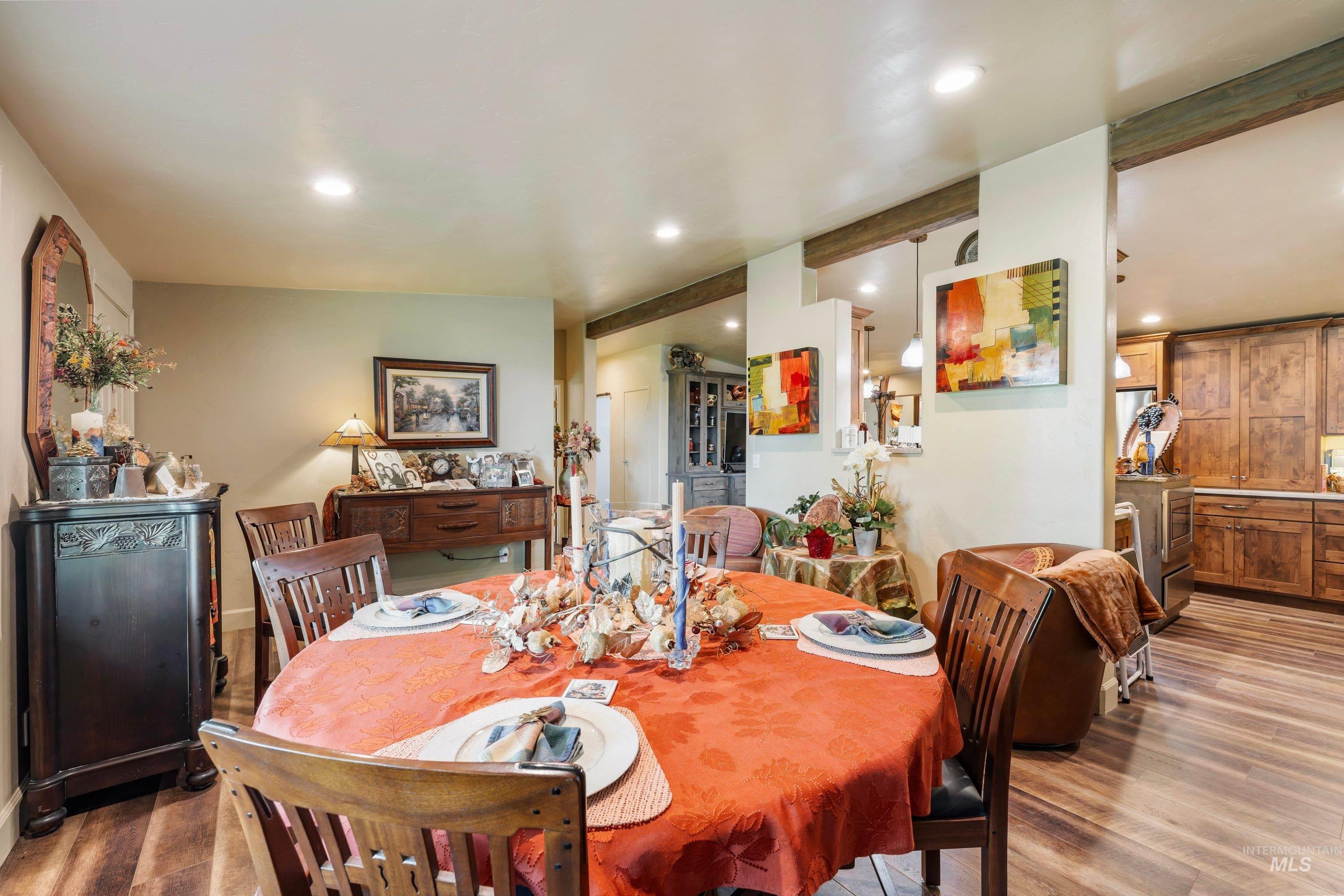 2370 W Lake Hazel Rd, Meridian, Idaho 83642, 3 Bedrooms, 2 Bathrooms, Residential For Sale, Price $869,900, 98999676