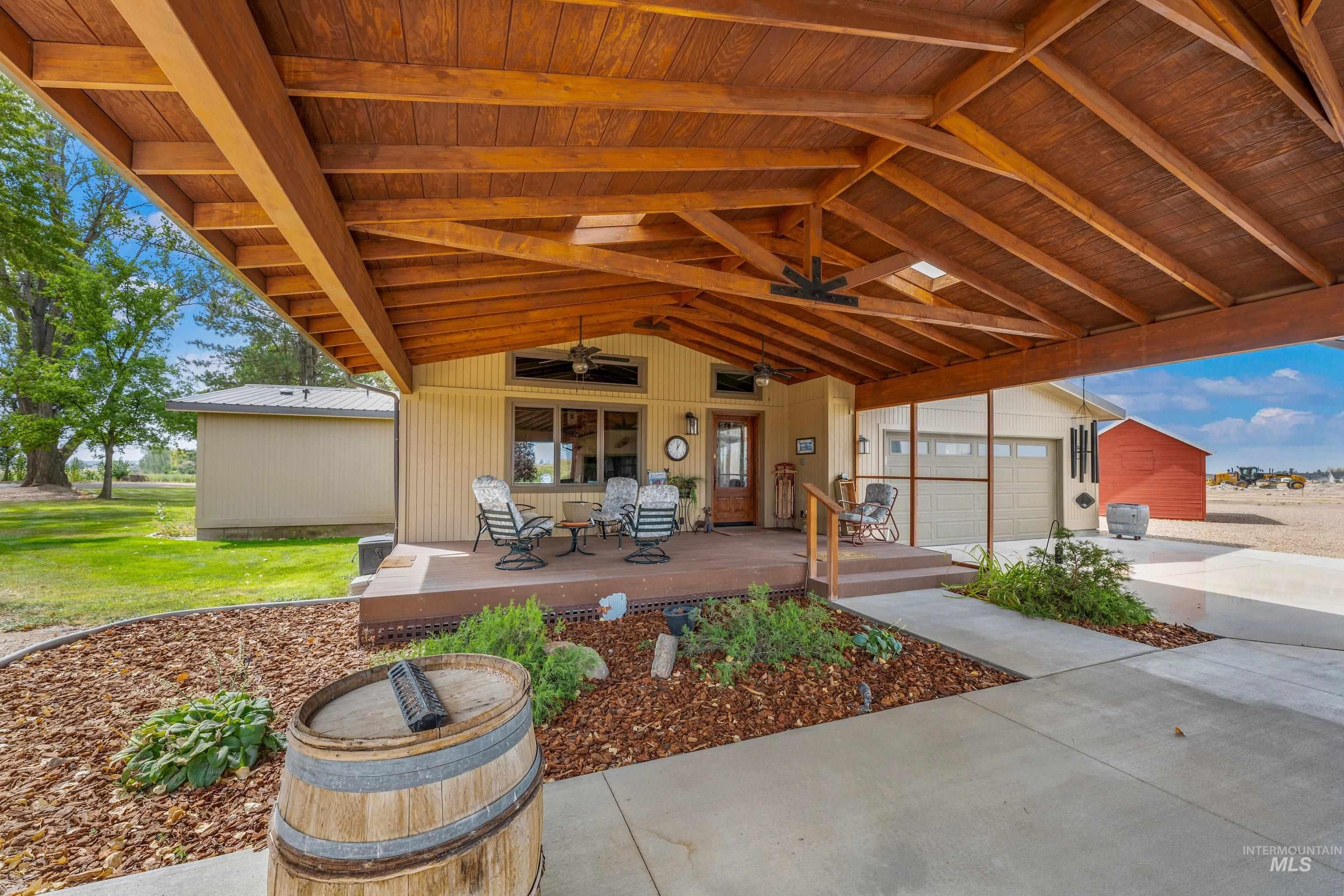 2370 W Lake Hazel Rd, Meridian, Idaho 83642, 3 Bedrooms, 2 Bathrooms, Residential For Sale, Price $869,900, 98999676