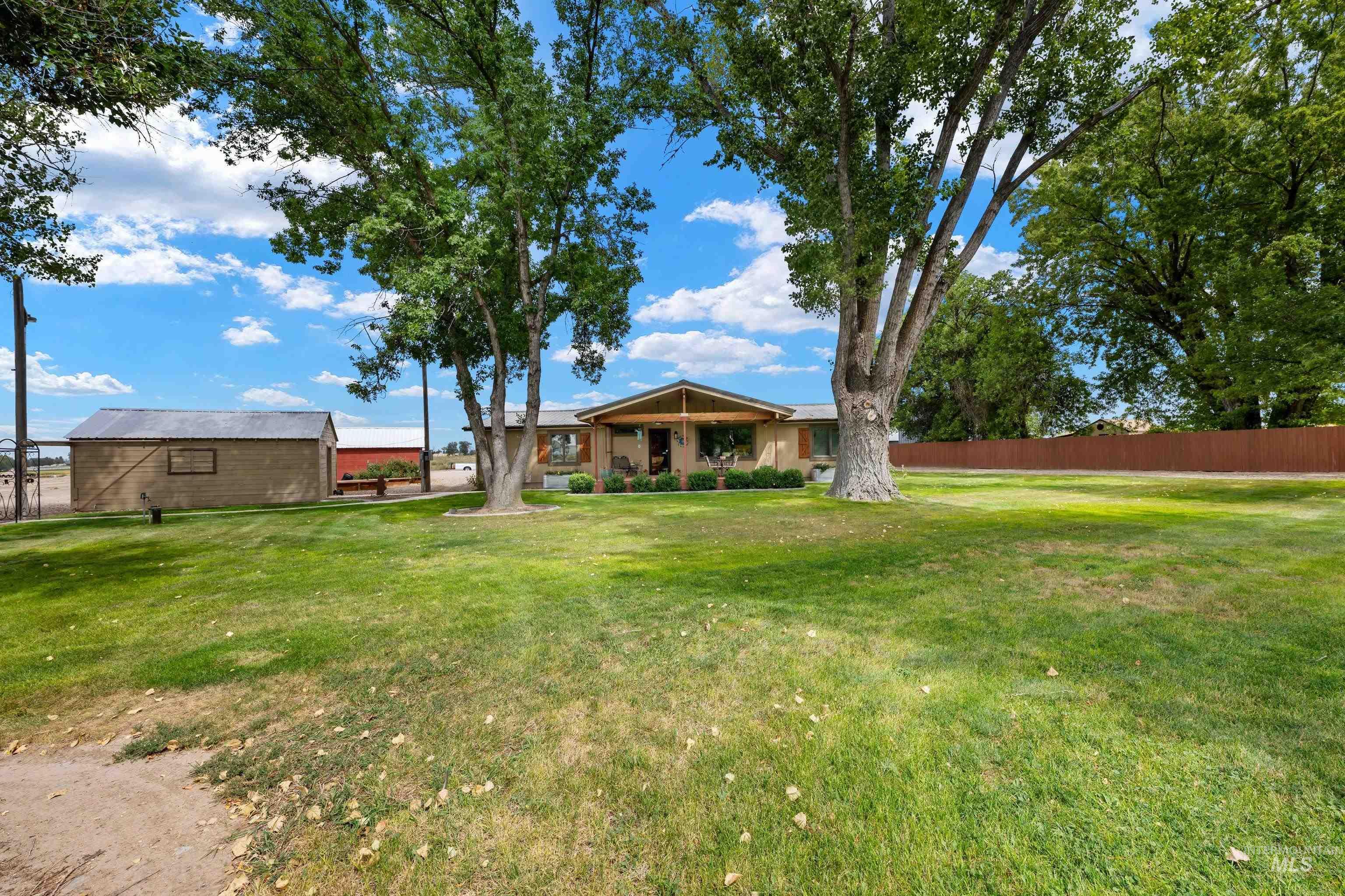2370 W Lake Hazel Rd, Meridian, Idaho 83642, 3 Bedrooms, 2 Bathrooms, Residential For Sale, Price $869,900, 98999676