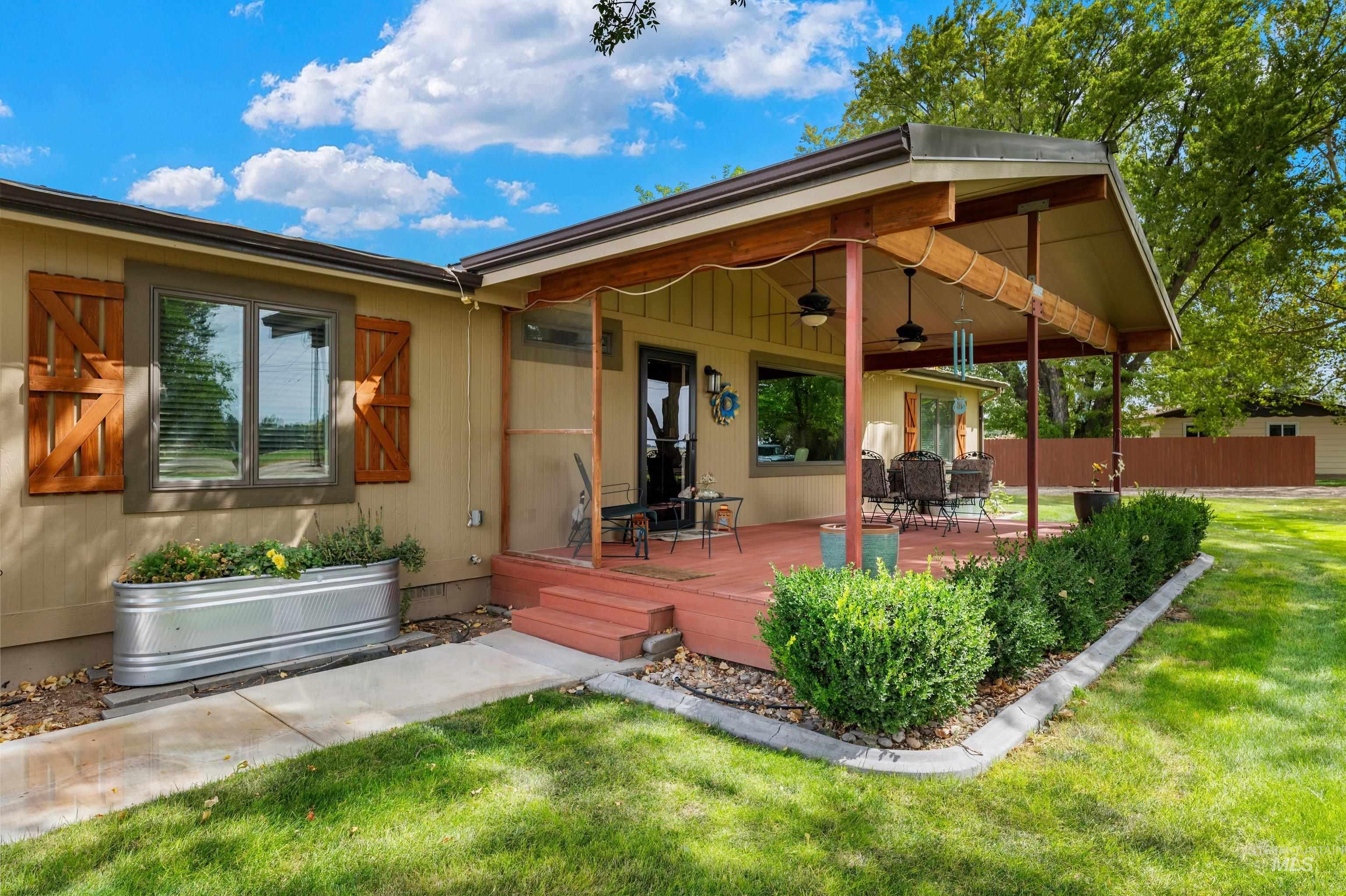 2370 W Lake Hazel Rd, Meridian, Idaho 83642, 3 Bedrooms, 2 Bathrooms, Residential For Sale, Price $869,900, 98999676