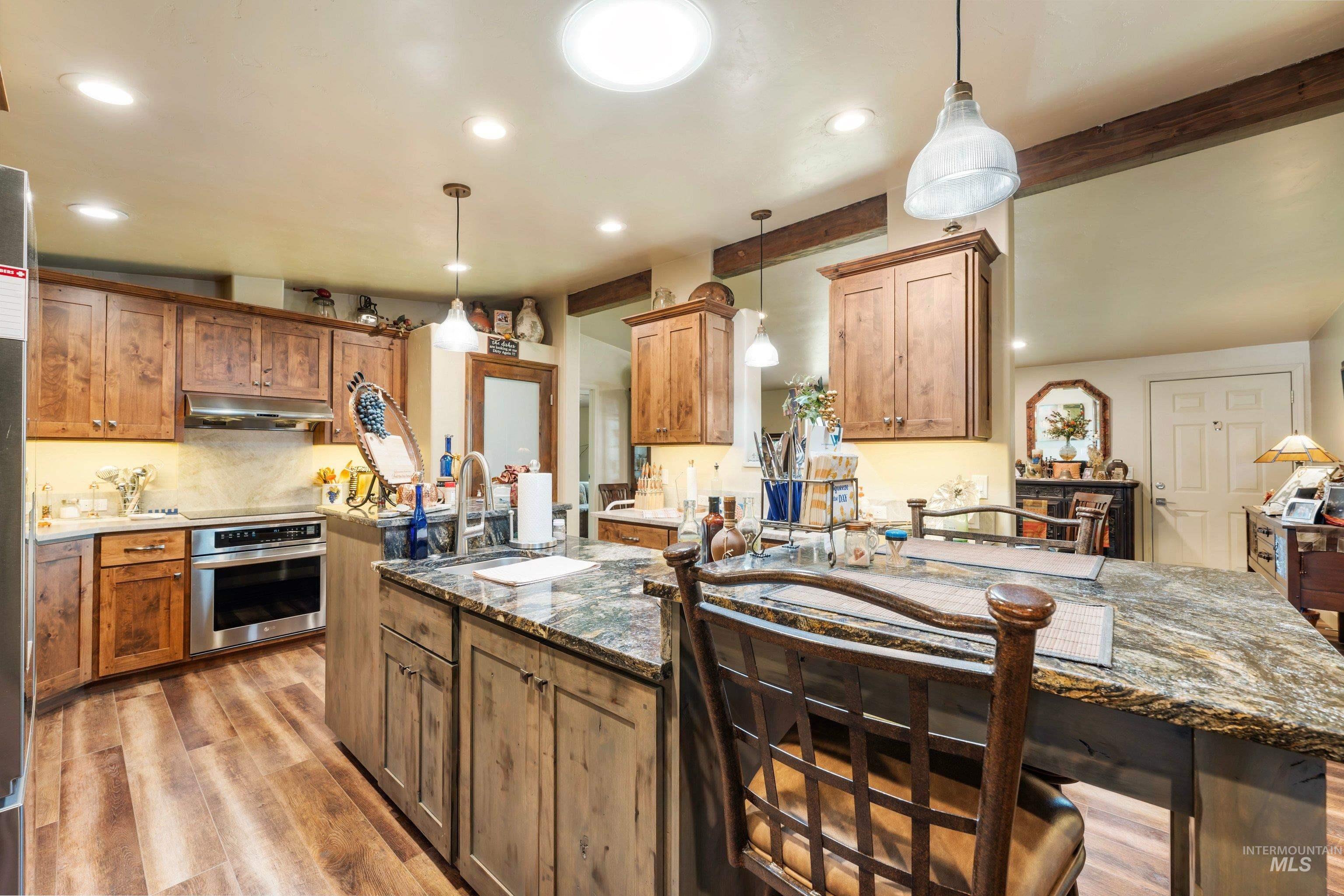 2370 W Lake Hazel Rd, Meridian, Idaho 83642, 3 Bedrooms, 2 Bathrooms, Residential For Sale, Price $869,900, 98999676