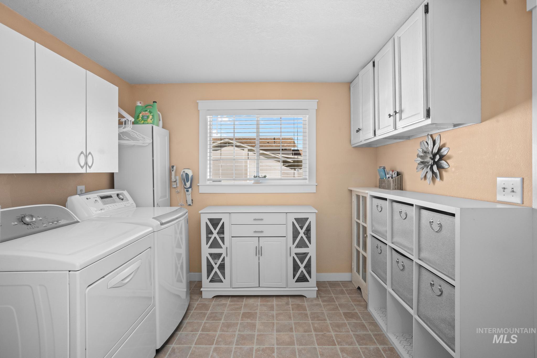 11841 W Tioga St, Boise, Idaho 83709, 3 Bedrooms, 2.5 Bathrooms, Residential For Sale, Price $625,000, 98999677