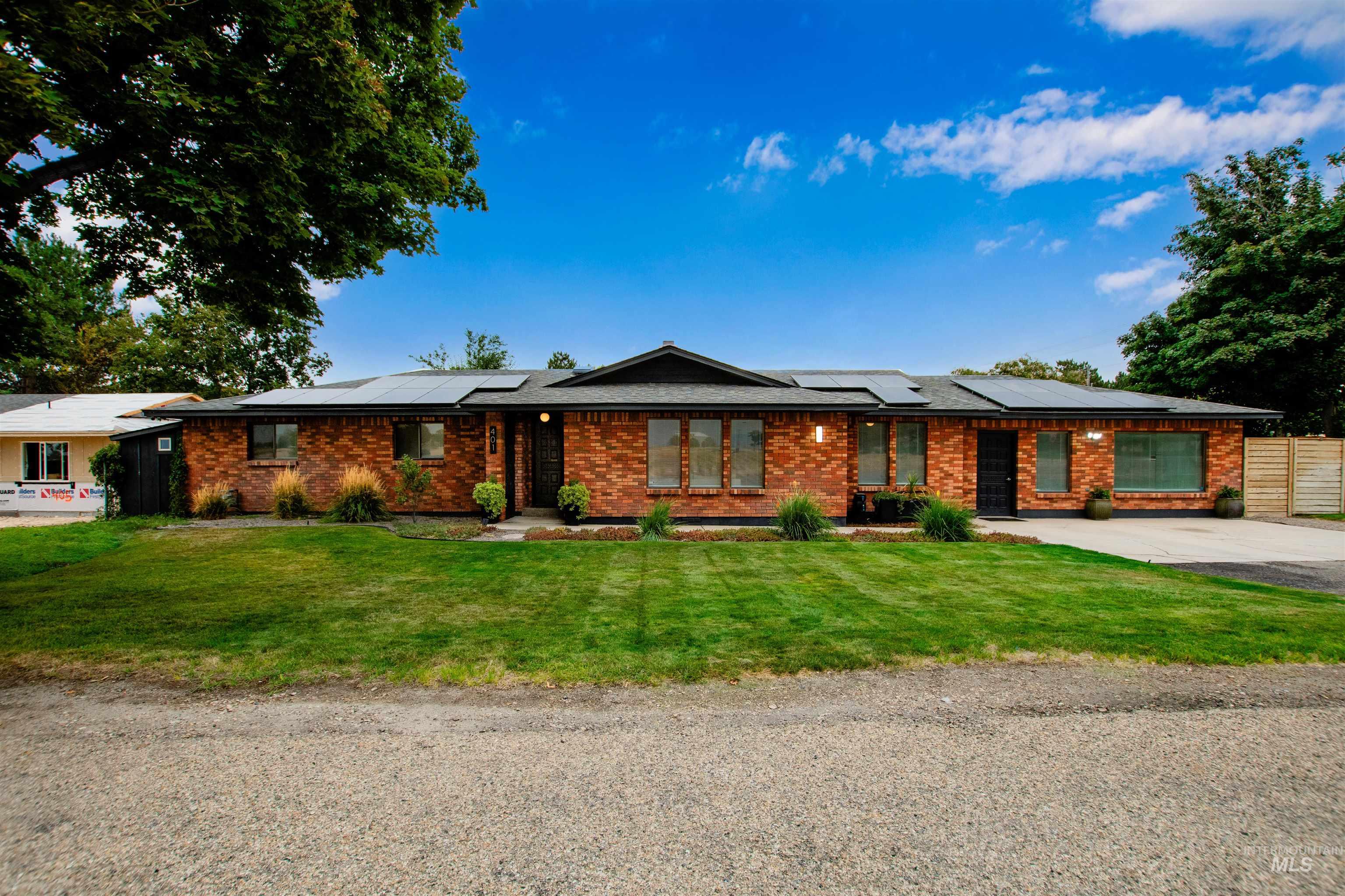 401 Fletcher Drive, Nampa, Idaho 83686, 3 Bedrooms, 2.5 Bathrooms, Residential For Sale, Price $535,000, 98999681