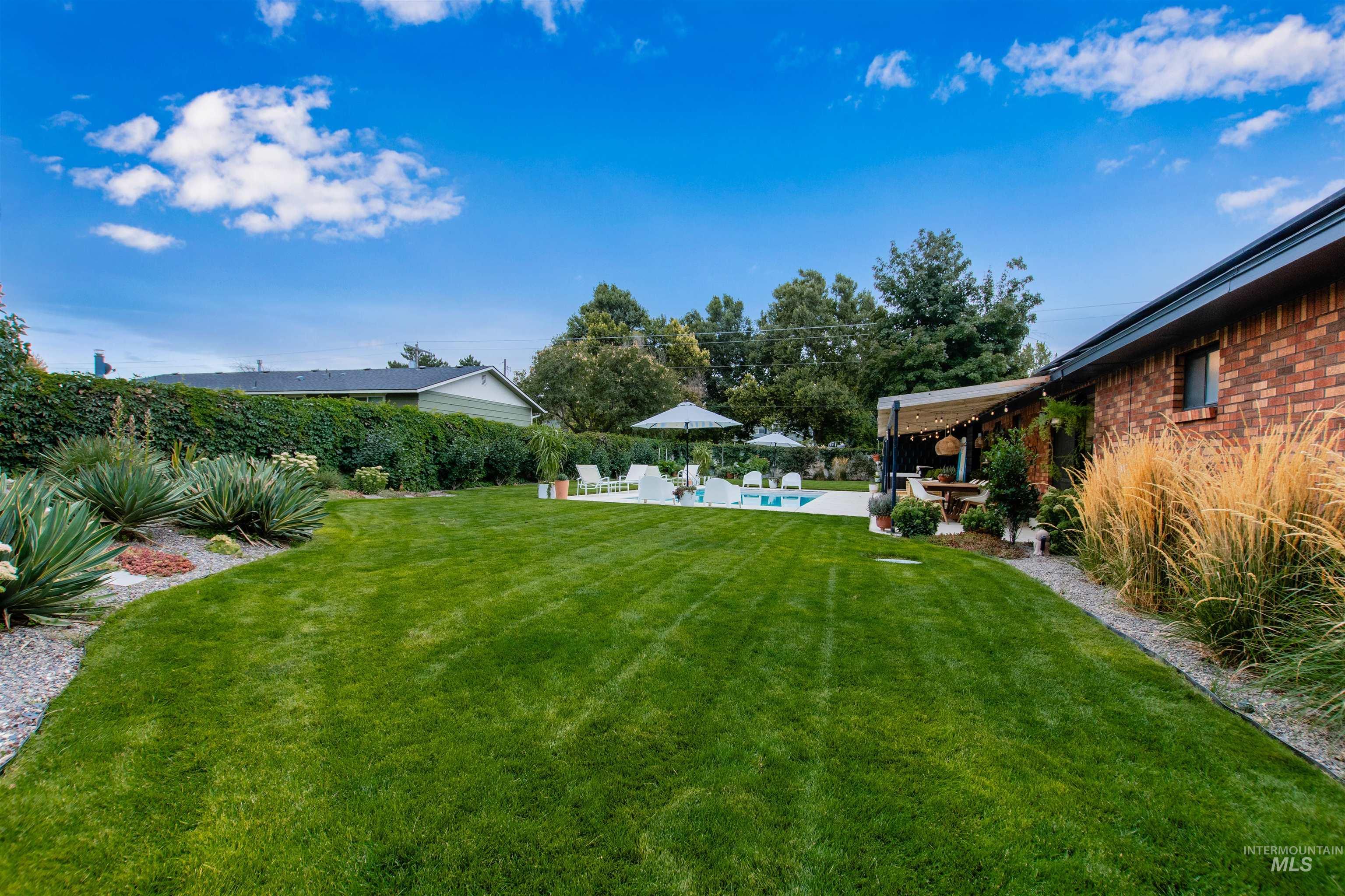 401 Fletcher Drive, Nampa, Idaho 83686, 3 Bedrooms, 2.5 Bathrooms, Residential For Sale, Price $535,000, 98999681