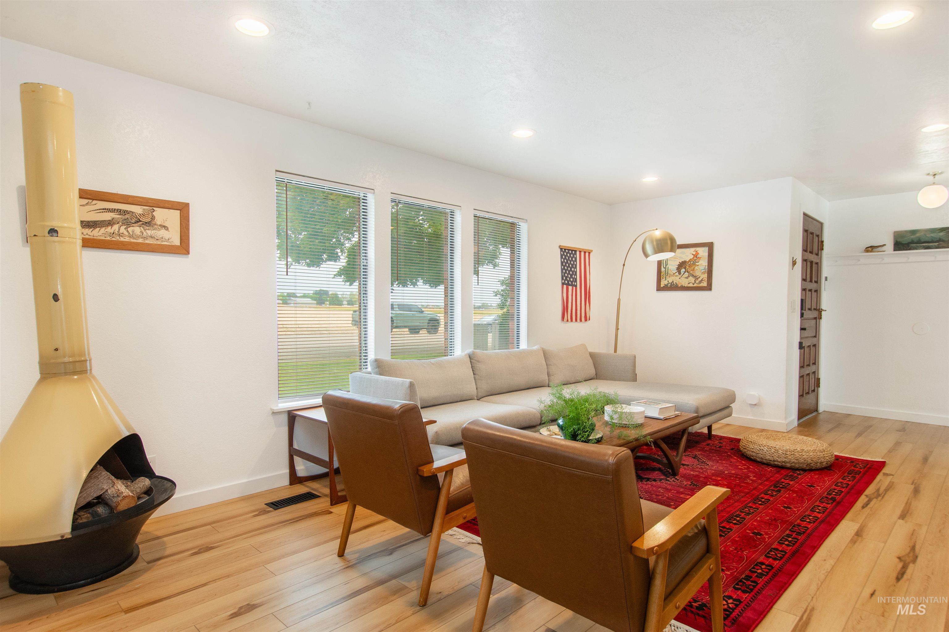 401 Fletcher Drive, Nampa, Idaho 83686, 3 Bedrooms, 2.5 Bathrooms, Residential For Sale, Price $535,000, 98999681