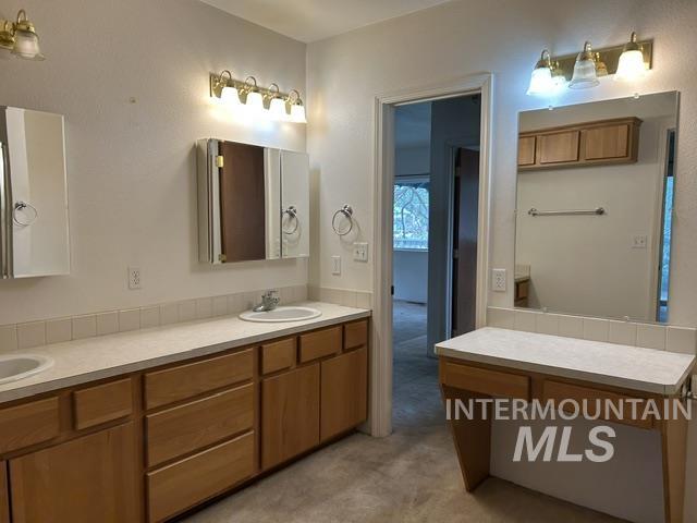 3319 5th St, Lewiston, Idaho 83501, 2 Bedrooms, 2 Bathrooms, Residential For Sale, Price $289,000, 98999682