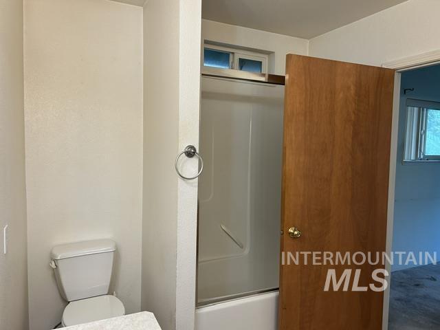 3319 5th St, Lewiston, Idaho 83501, 2 Bedrooms, 2 Bathrooms, Residential For Sale, Price $289,000, 98999682