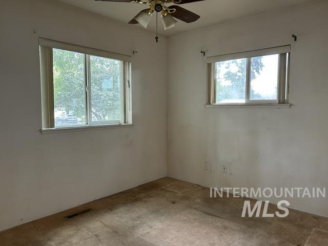 3319 5th St, Lewiston, Idaho 83501, 2 Bedrooms, 2 Bathrooms, Residential For Sale, Price $289,000, 98999682