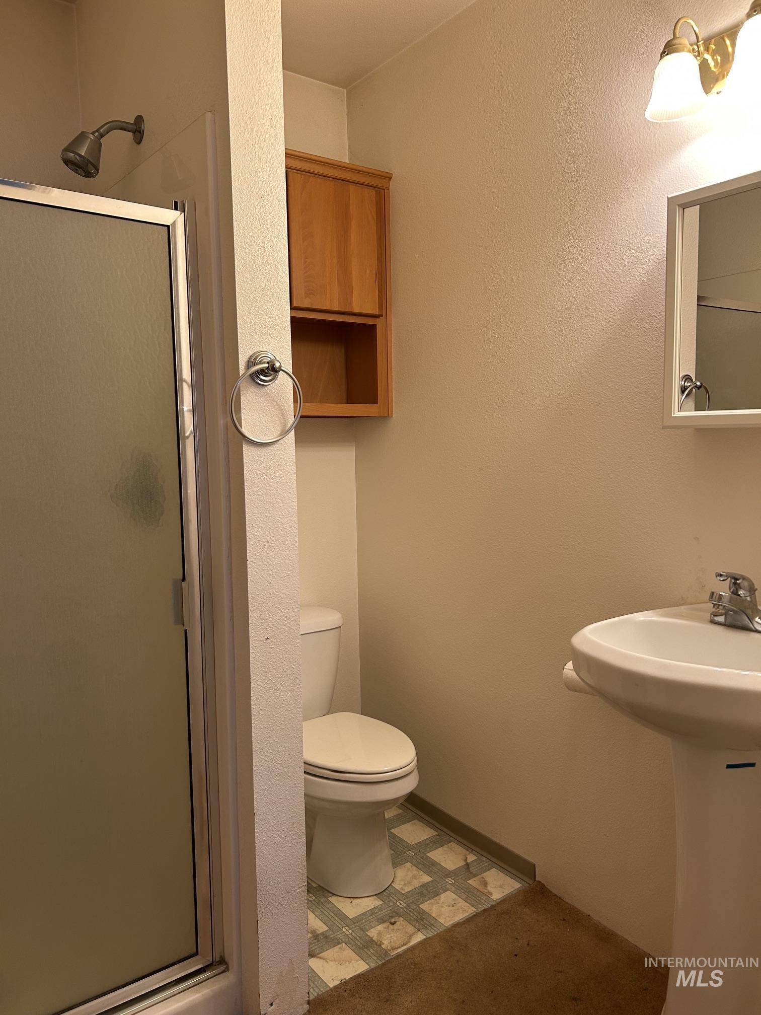 3319 5th St, Lewiston, Idaho 83501, 2 Bedrooms, 2 Bathrooms, Residential For Sale, Price $289,000, 98999682