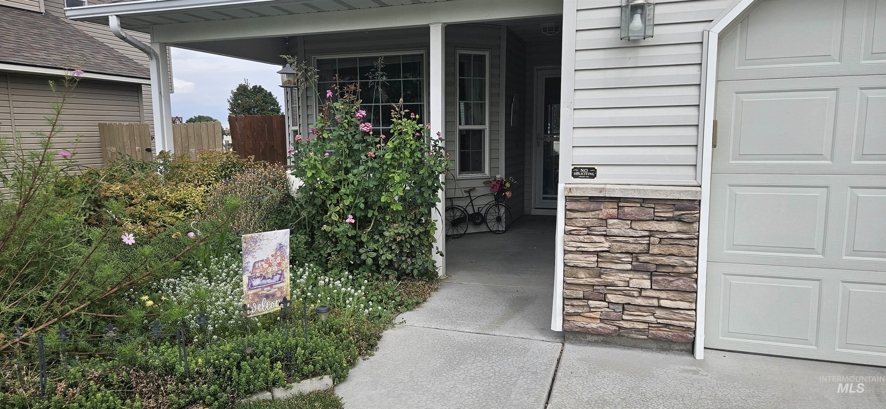 18449 Viceroy Place, Nampa, Idaho 83687, 3 Bedrooms, 2 Bathrooms, Residential For Sale, Price $365,990, 98999683