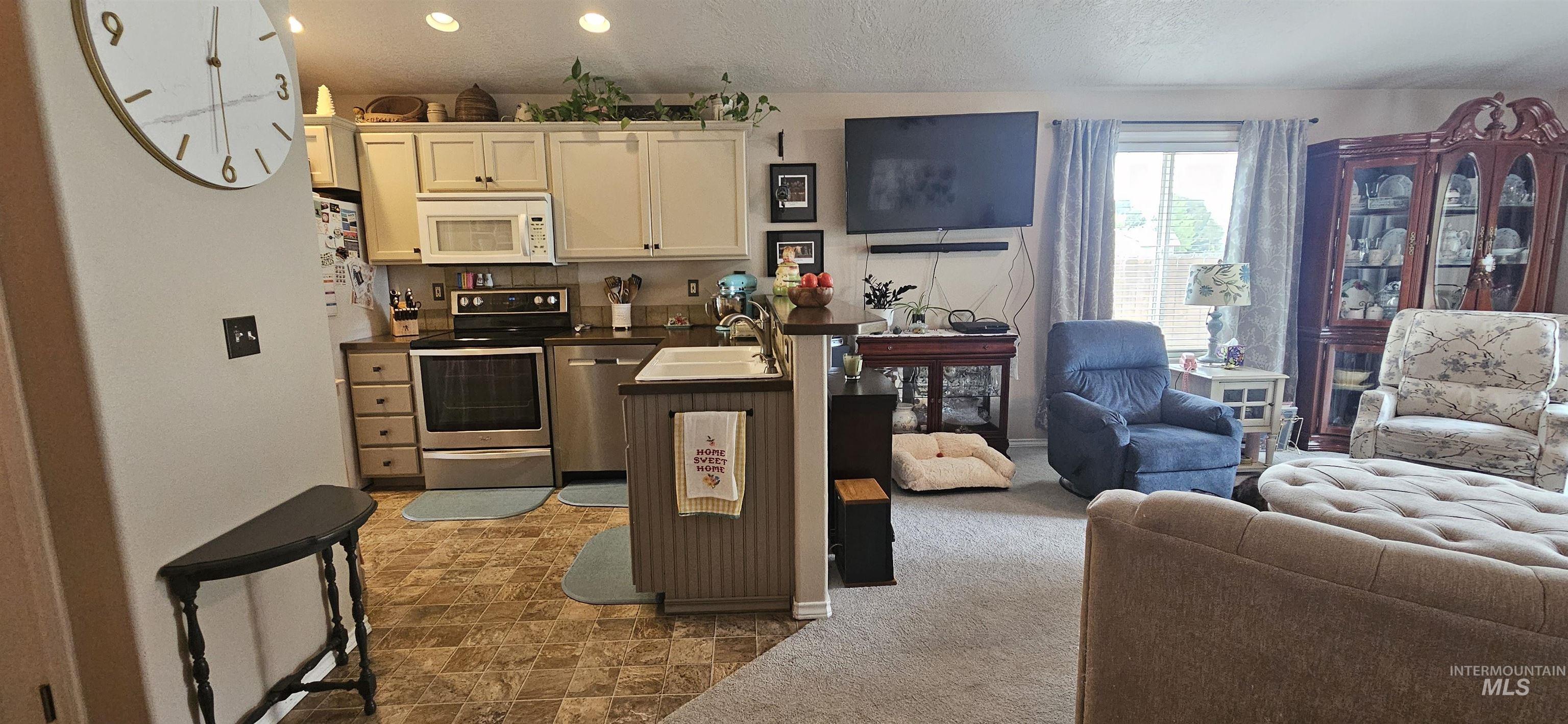 18449 Viceroy Place, Nampa, Idaho 83687, 3 Bedrooms, 2 Bathrooms, Residential For Sale, Price $365,990, 98999683