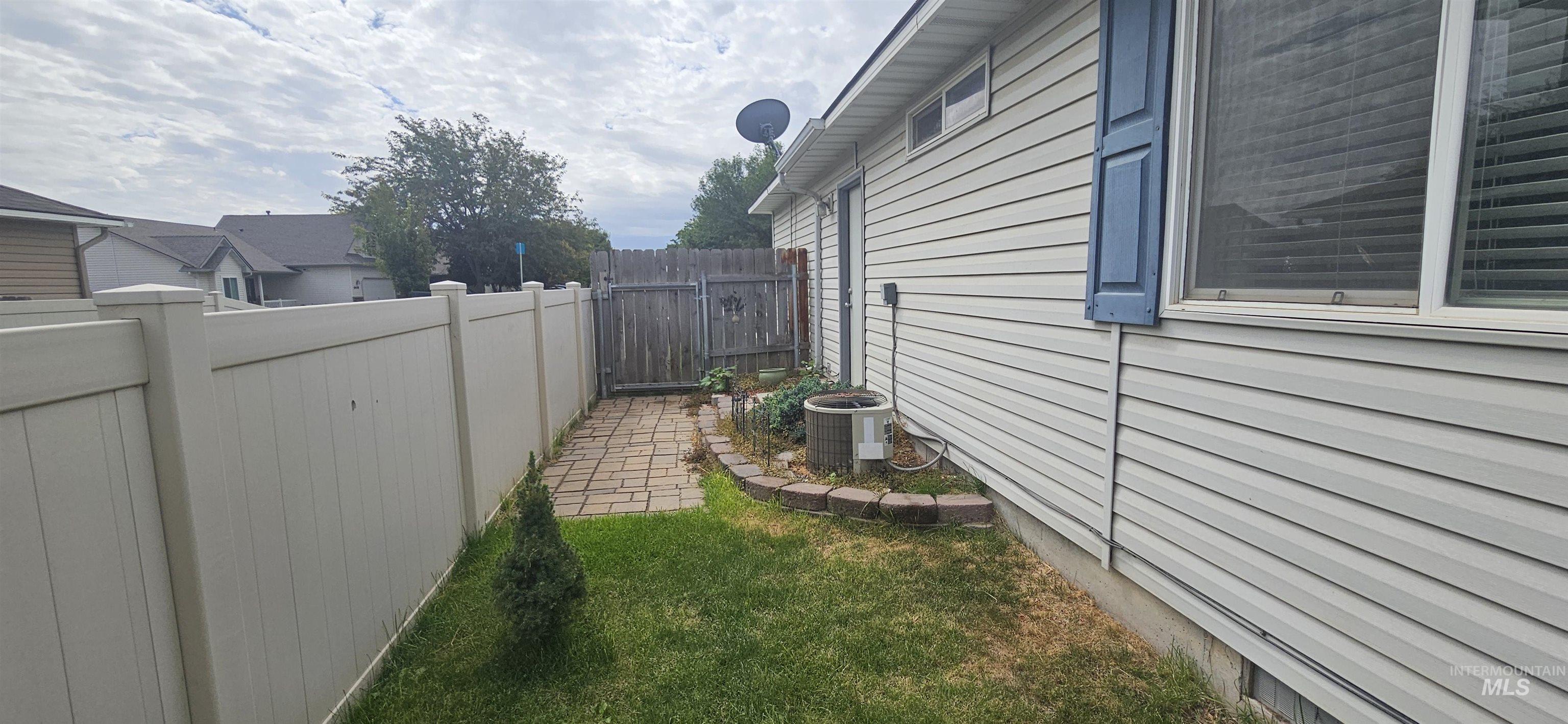 18449 Viceroy Place, Nampa, Idaho 83687, 3 Bedrooms, 2 Bathrooms, Residential For Sale, Price $365,990, 98999683