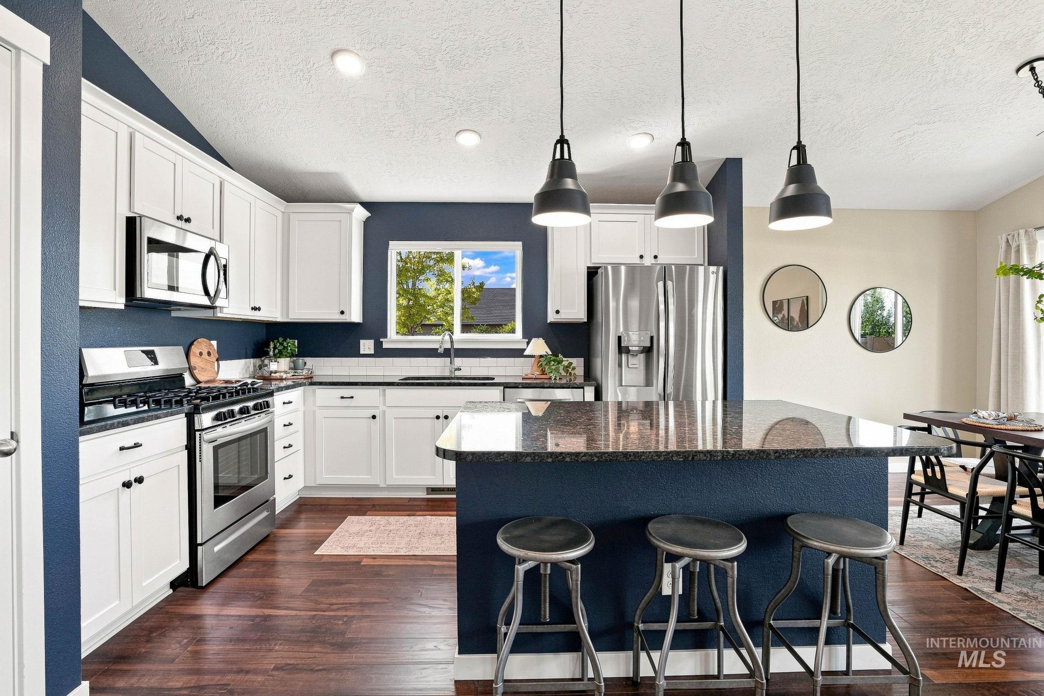 15159 N Fishing Creek Ave, Nampa, Idaho 83651, 3 Bedrooms, 2 Bathrooms, Residential For Sale, Price $415,555, 98999684