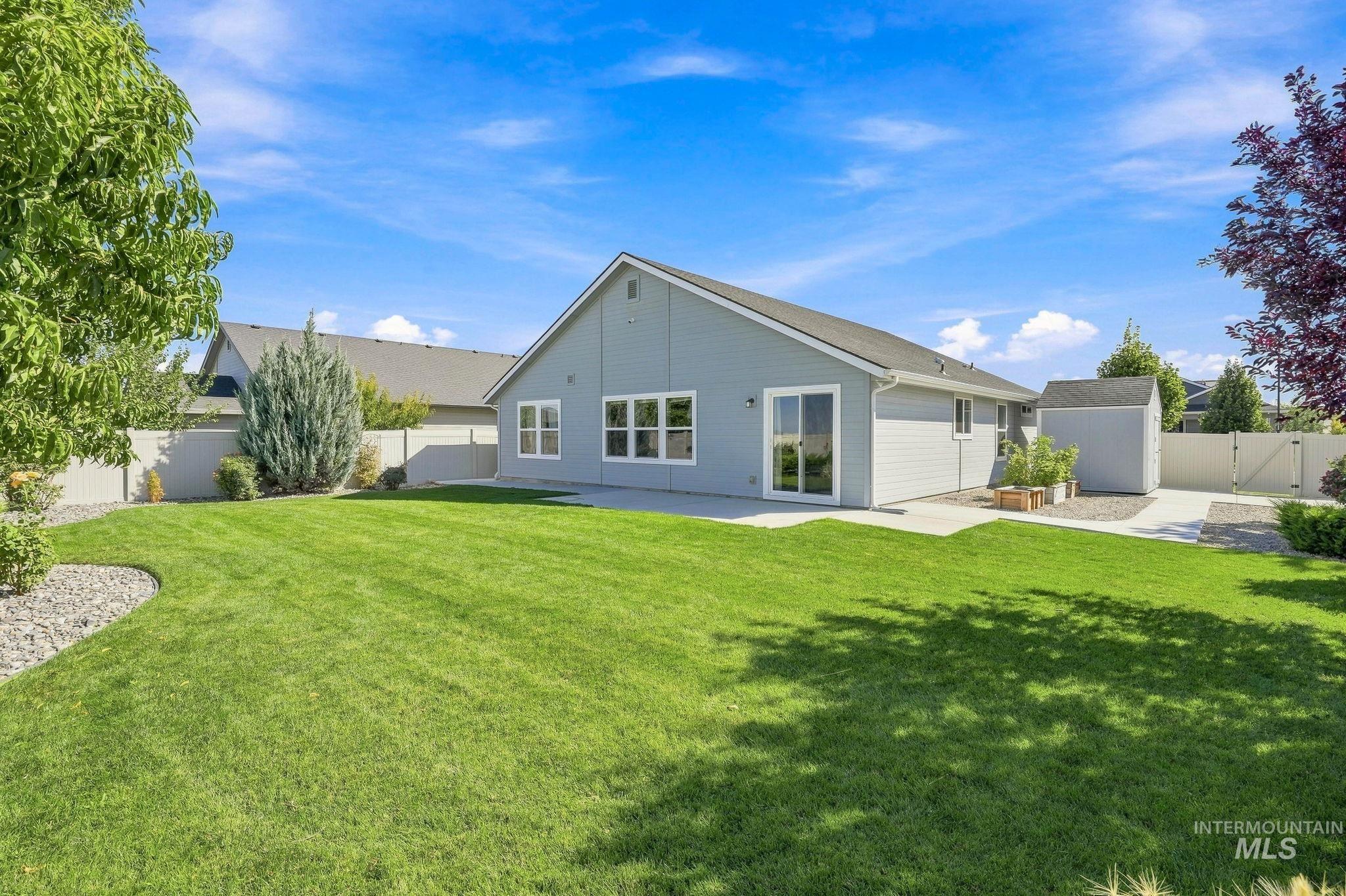 15159 N Fishing Creek Ave, Nampa, Idaho 83651, 3 Bedrooms, 2 Bathrooms, Residential For Sale, Price $415,555, 98999684