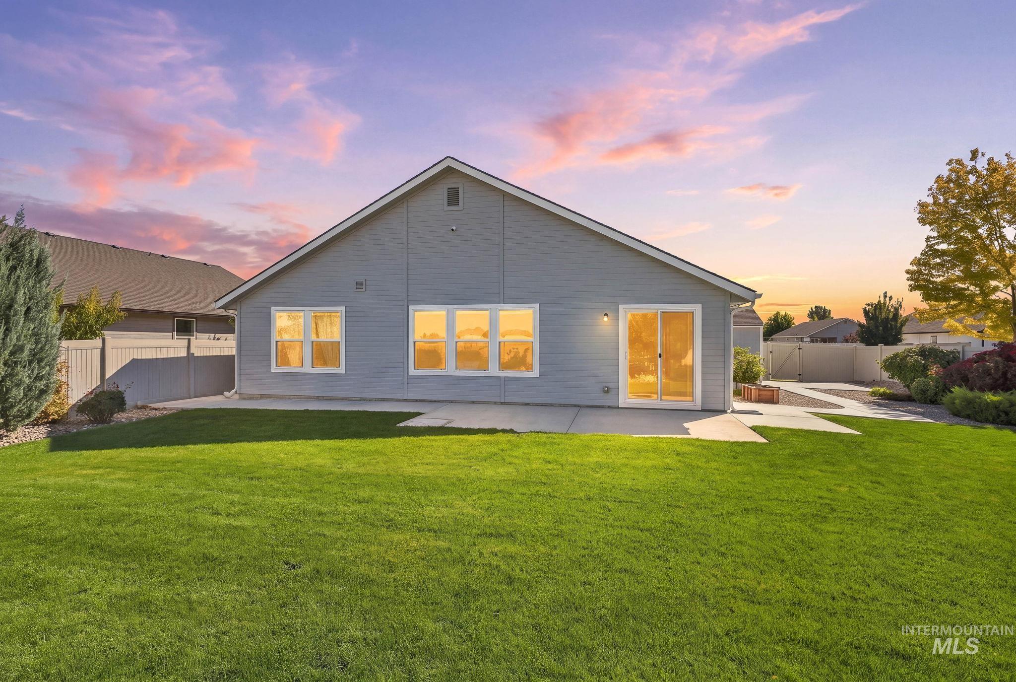 15159 N Fishing Creek Ave, Nampa, Idaho 83651, 3 Bedrooms, 2 Bathrooms, Residential For Sale, Price $415,555, 98999684