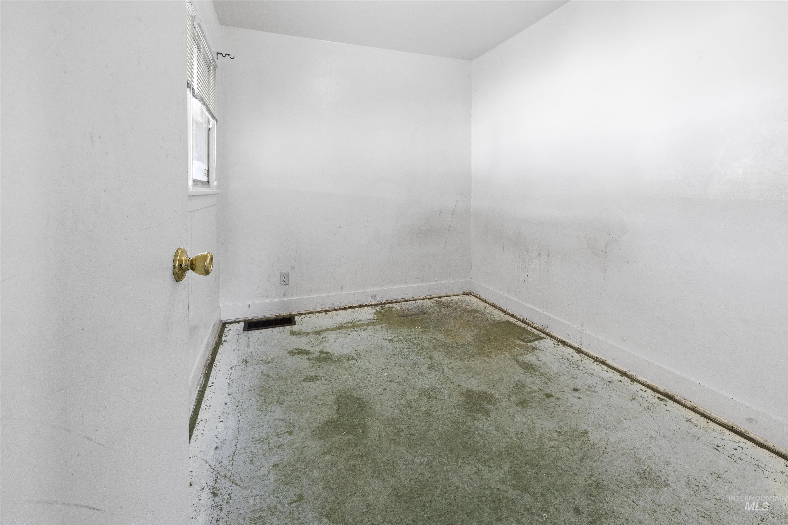 1431 12th Street, Lewiston, Idaho 83501, 2 Bedrooms, 1 Bathroom, Residential For Sale, Price $218,000, 98999688