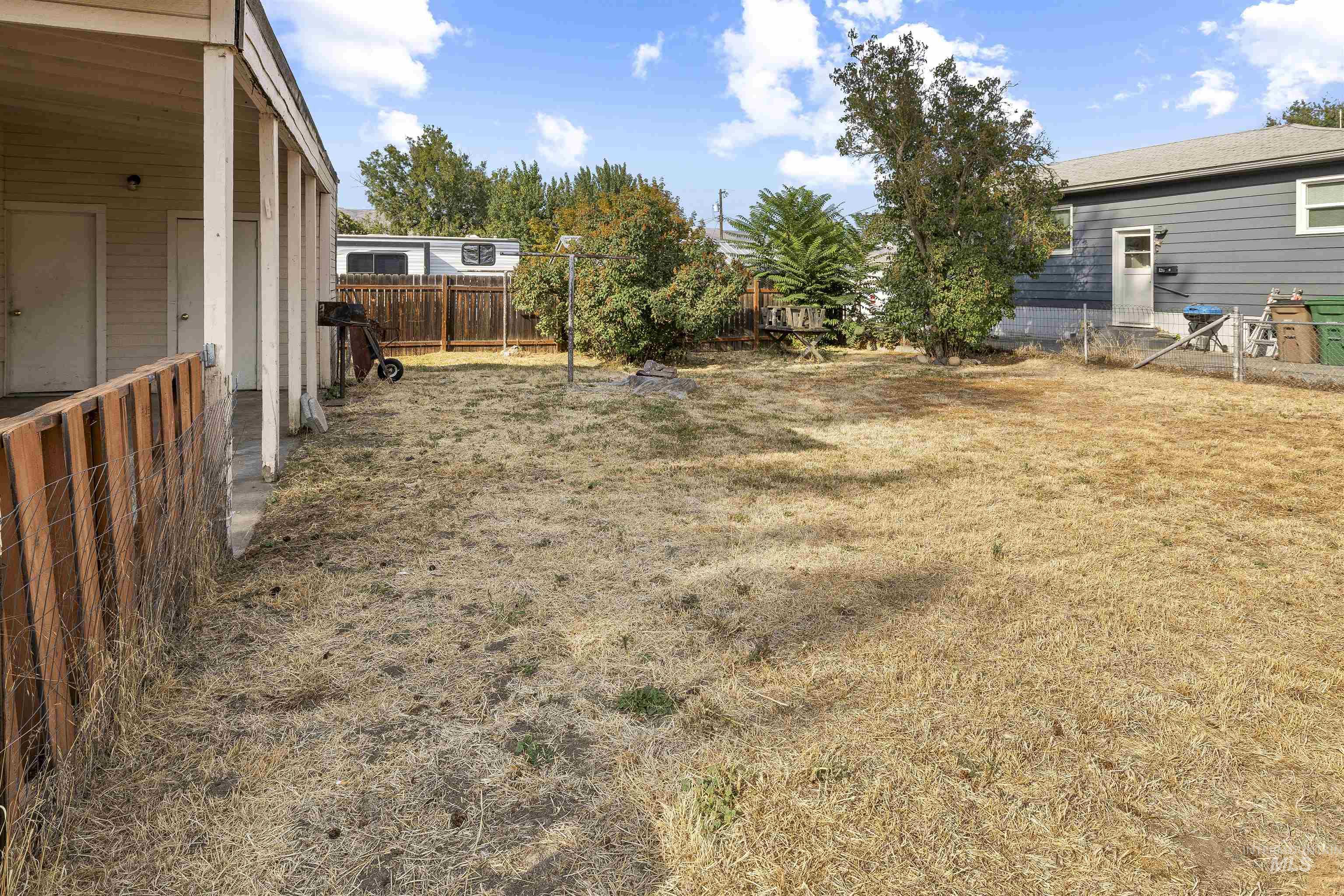 1431 12th Street, Lewiston, Idaho 83501, 2 Bedrooms, 1 Bathroom, Residential For Sale, Price $218,000, 98999688