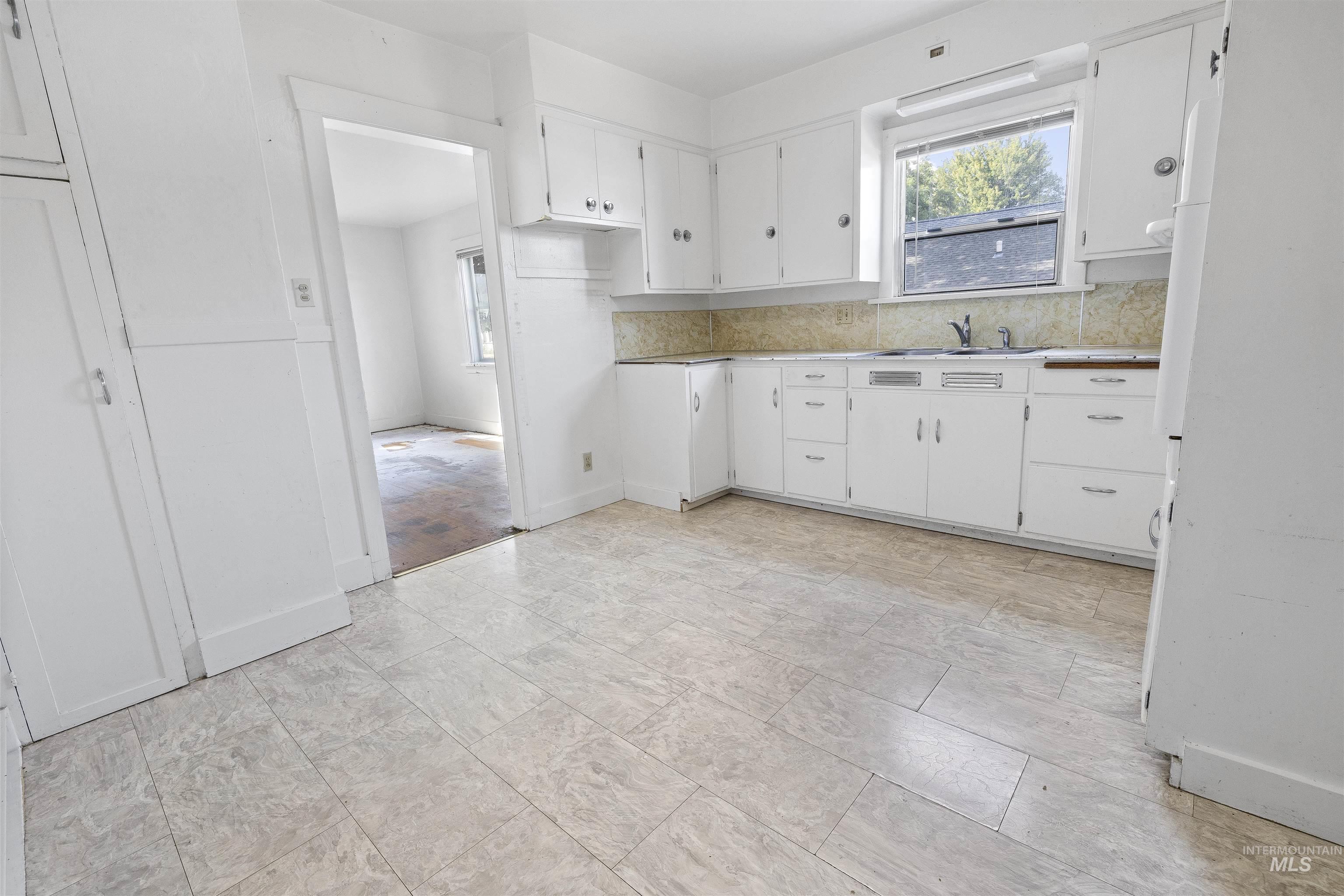 1431 12th Street, Lewiston, Idaho 83501, 2 Bedrooms, 1 Bathroom, Residential For Sale, Price $218,000, 98999688
