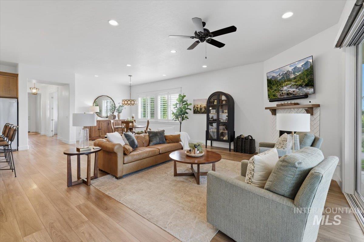 1265 N Diadora Ave, Eagle, Idaho 83616, 3 Bedrooms, 3 Bathrooms, Residential For Sale, Price $749,900, 98999689
