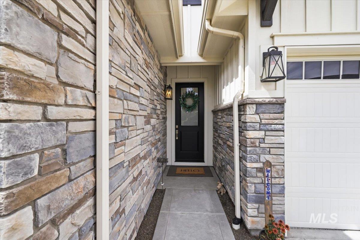 1265 N Diadora Ave, Eagle, Idaho 83616, 3 Bedrooms, 3 Bathrooms, Residential For Sale, Price $749,900, 98999689