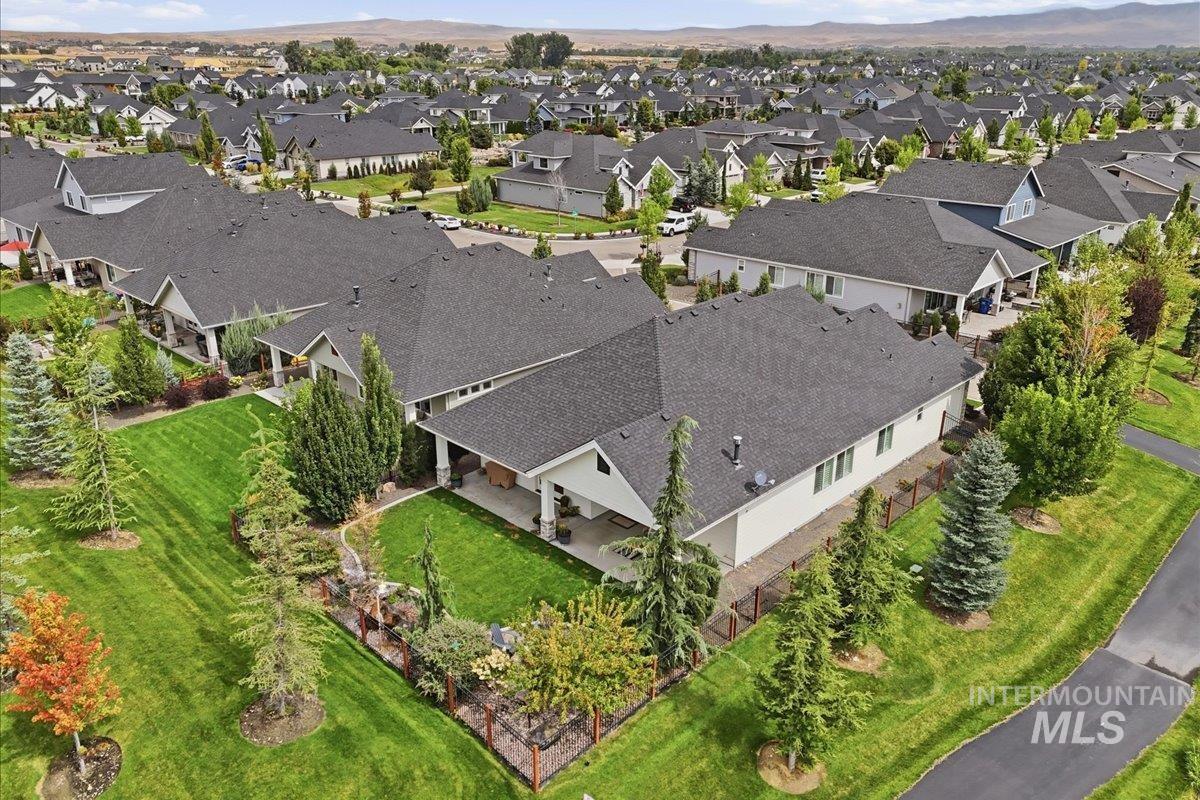 1265 N Diadora Ave, Eagle, Idaho 83616, 3 Bedrooms, 3 Bathrooms, Residential For Sale, Price $749,900, 98999689