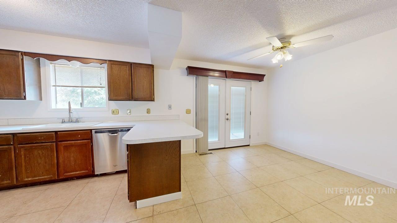 2763 26th St, Clarkston, Washington 99403, 3 Bedrooms, 3 Bathrooms, Residential For Sale, Price $449,000, 98999691