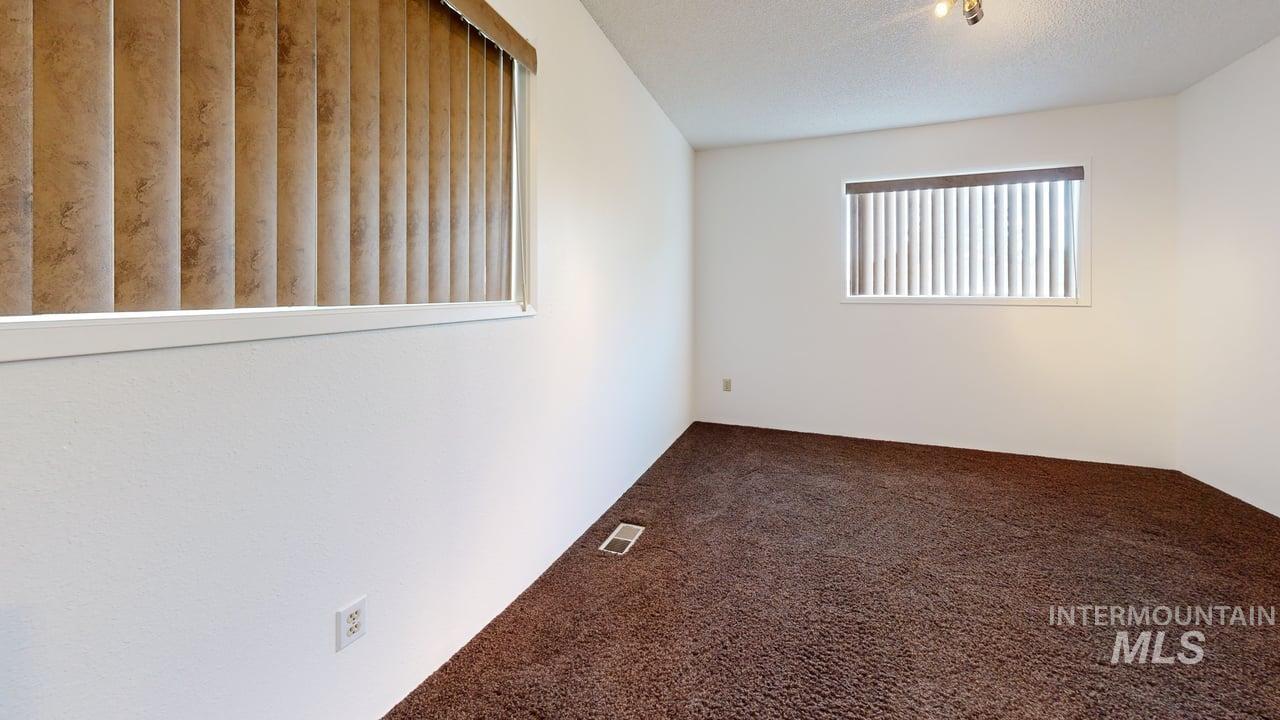 2763 26th St, Clarkston, Washington 99403, 3 Bedrooms, 3 Bathrooms, Residential For Sale, Price $449,000, 98999691