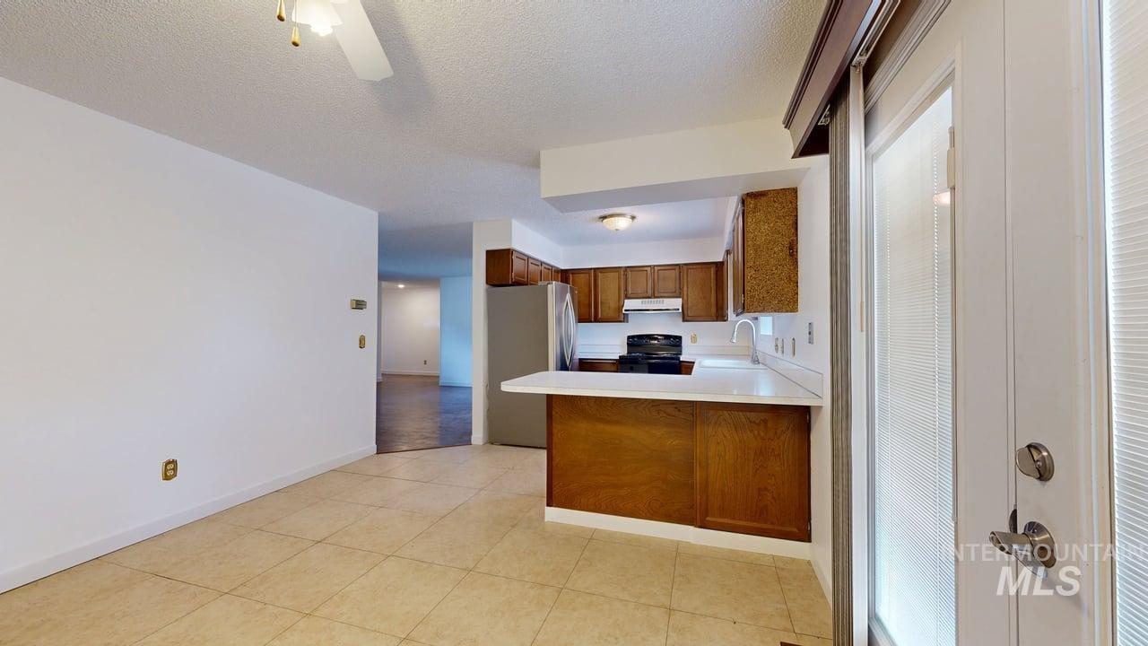 2763 26th St, Clarkston, Washington 99403, 3 Bedrooms, 3 Bathrooms, Residential For Sale, Price $449,000, 98999691