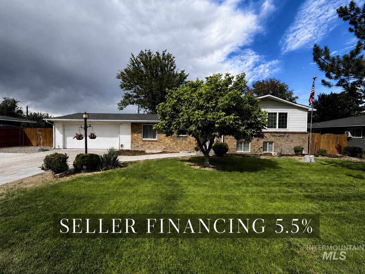 1249 Evergreen Dr., Twin Falls, Idaho 83301, 7 Bedrooms, 3 Bathrooms, Residential For Sale, Price $449,000, 98999692