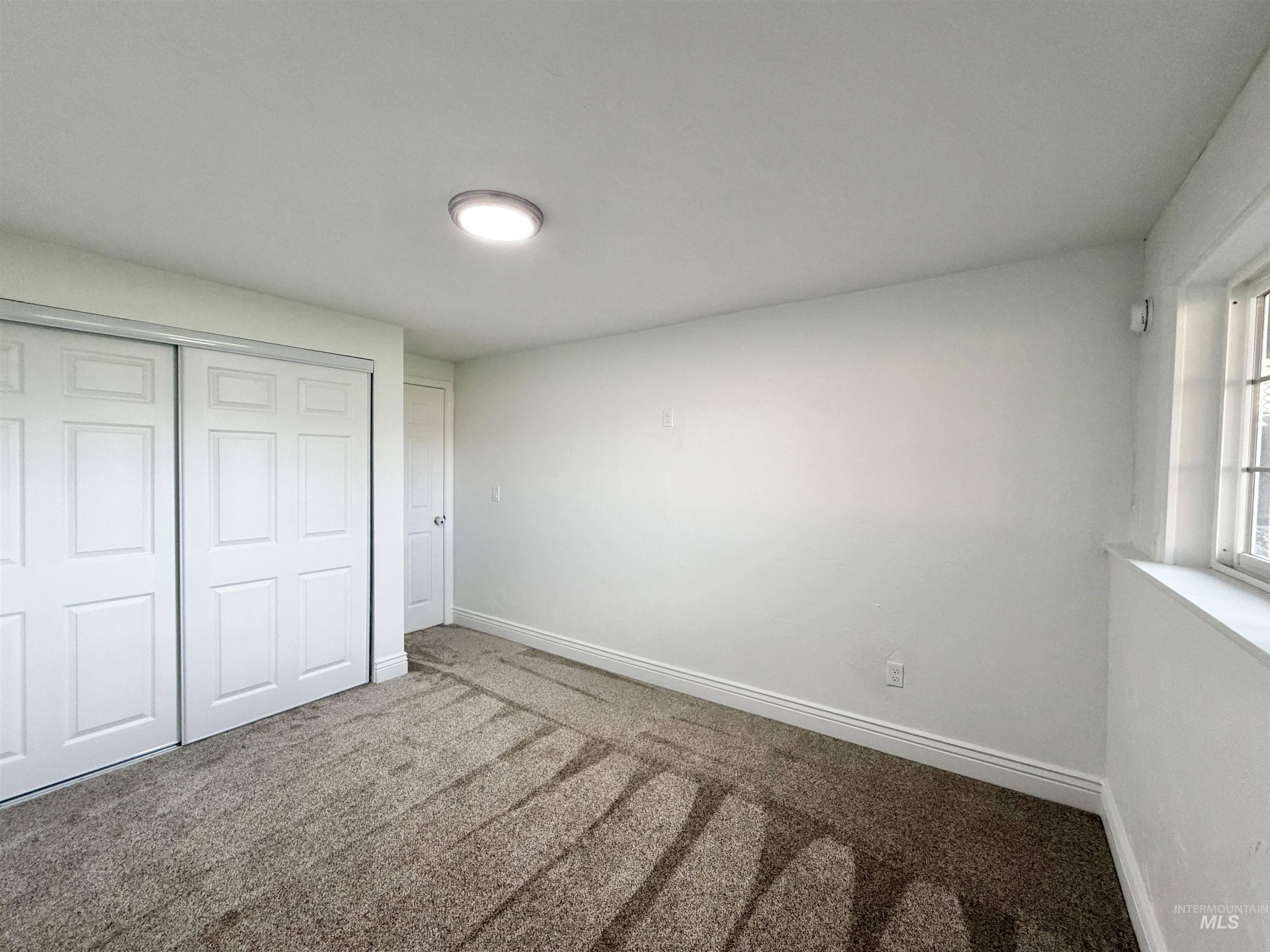 1249 Evergreen Dr., Twin Falls, Idaho 83301, 7 Bedrooms, 3 Bathrooms, Residential For Sale, Price $449,000, 98999692