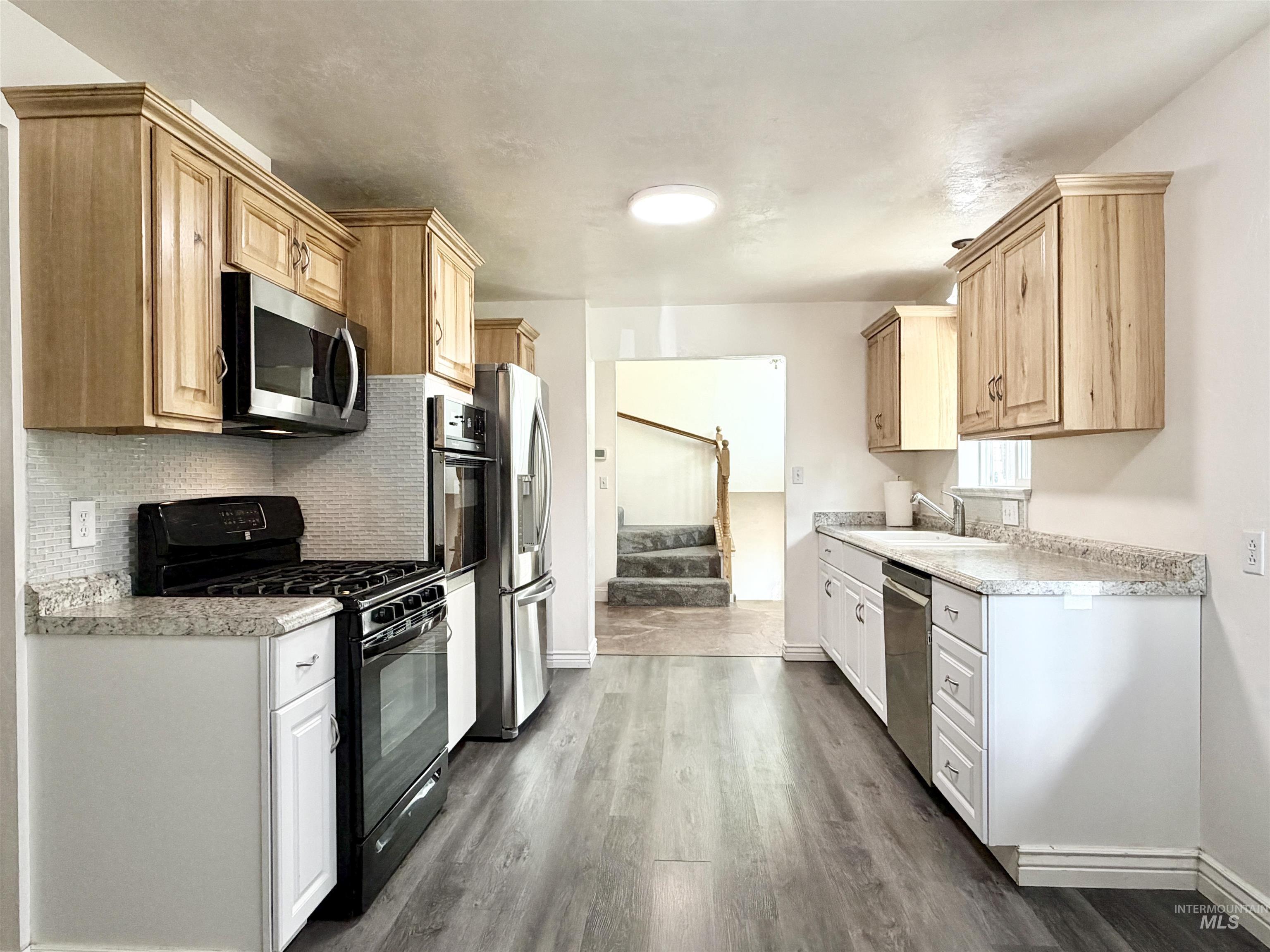 1249 Evergreen Dr., Twin Falls, Idaho 83301, 7 Bedrooms, 3 Bathrooms, Residential For Sale, Price $449,000, 98999692
