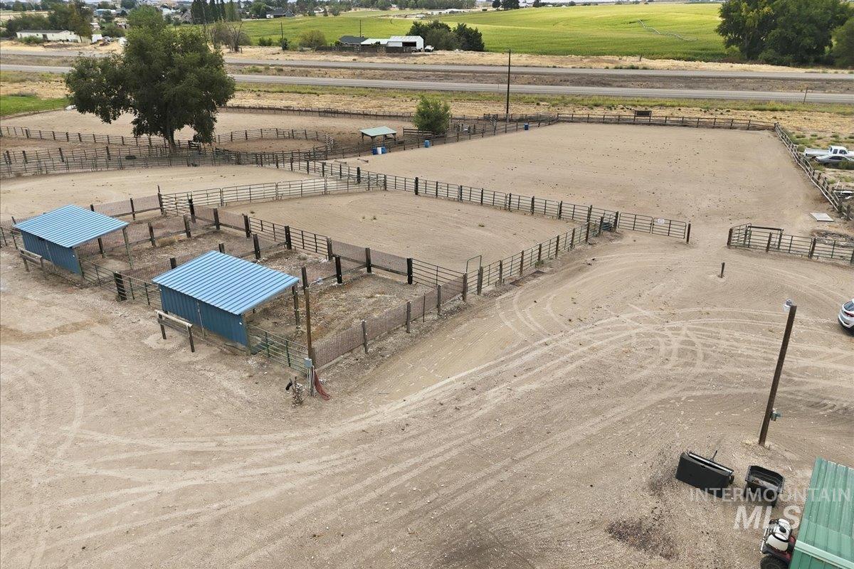 28725 Hwy 30, Caldwell, Idaho 83607, 3 Bedrooms, 1 Bathroom, Residential For Sale, Price $575,000, 98999695